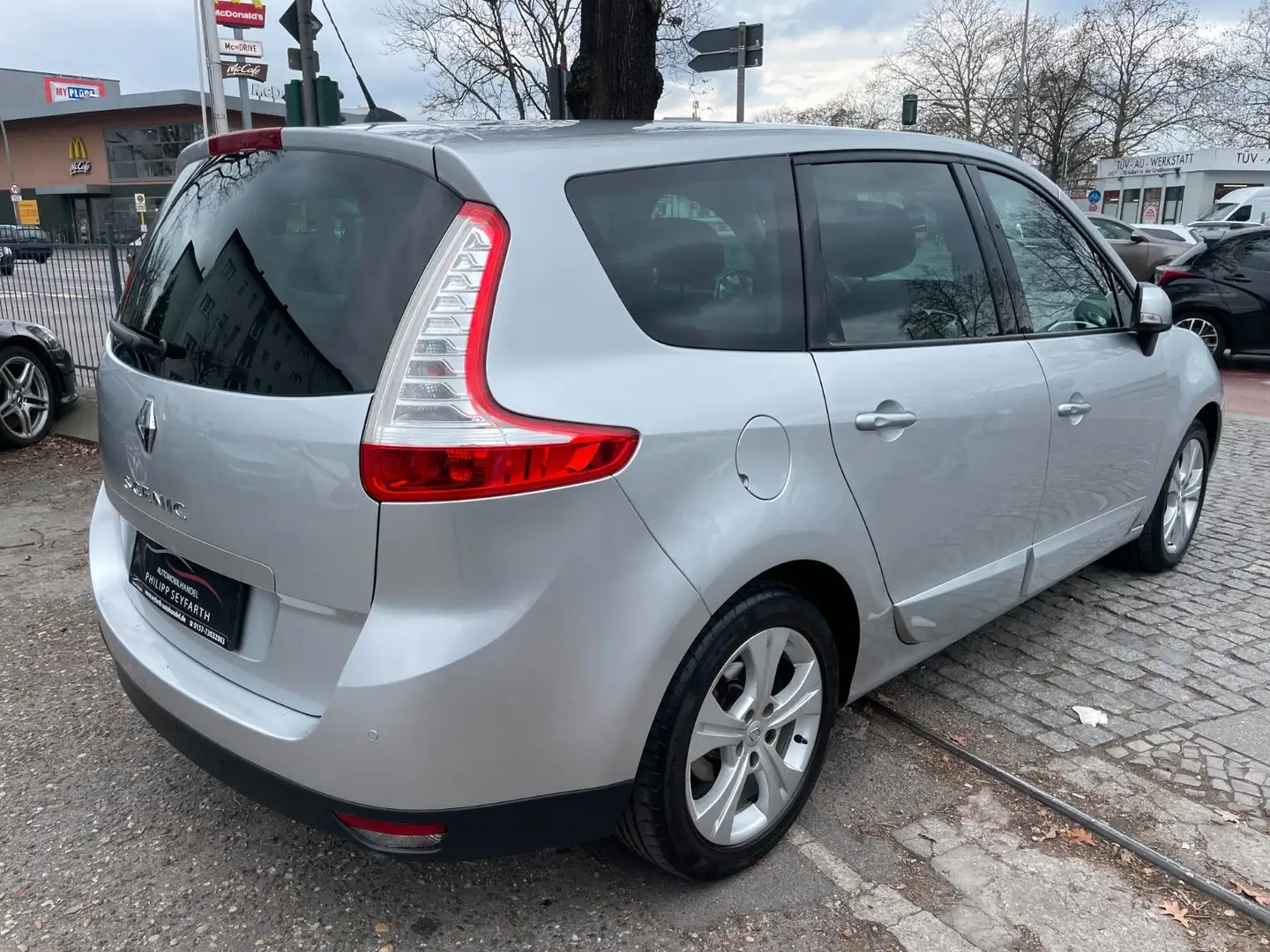 Renault Grand Scenic GRAND DYNAMIQUE*2.HAND*AUT.*NAVI*PDC Grau - 2
