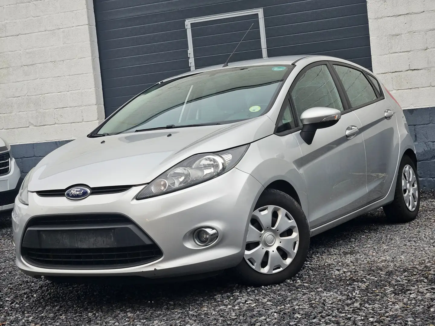 Ford Fiesta Euro 5 * Bluetooth * Climatisation * Silber - 1