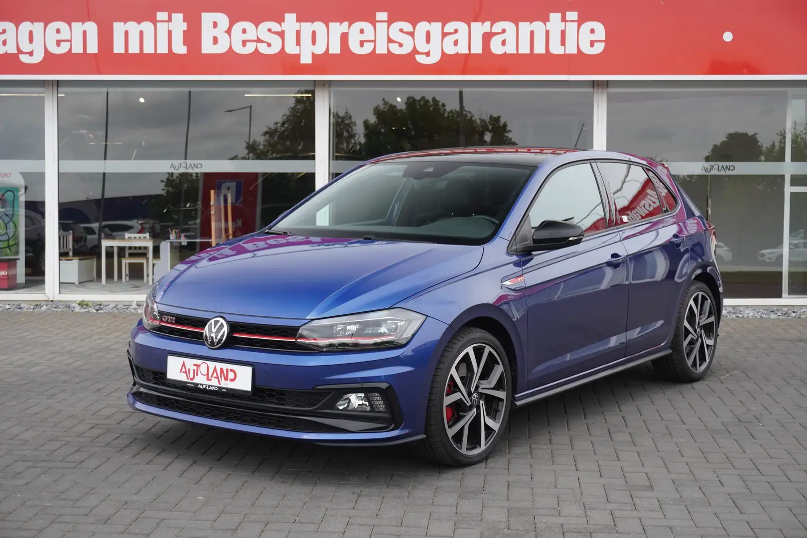 Volkswagen Polo 2.0 TSI GTI DSG LED Navi ACC Kamera Blauw - 2