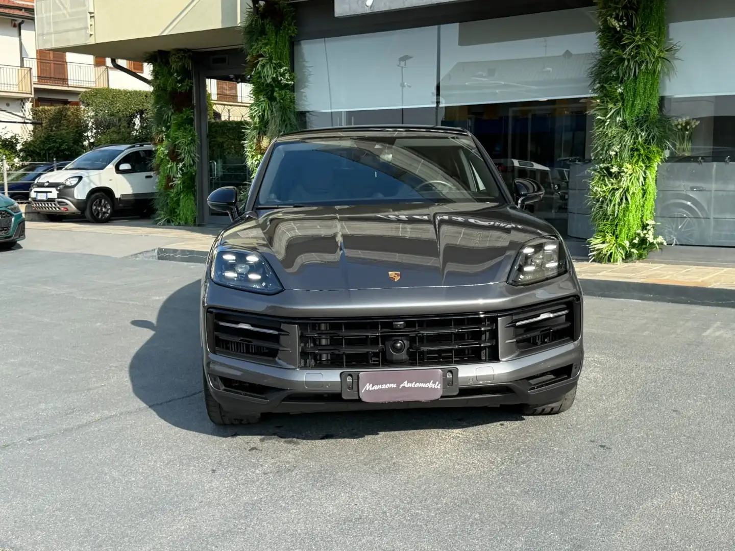 Porsche Cayenne Coupé 3.0 V6 E-Hybrid  MOD. 2024 IVA ESPOSTA Gris - 2