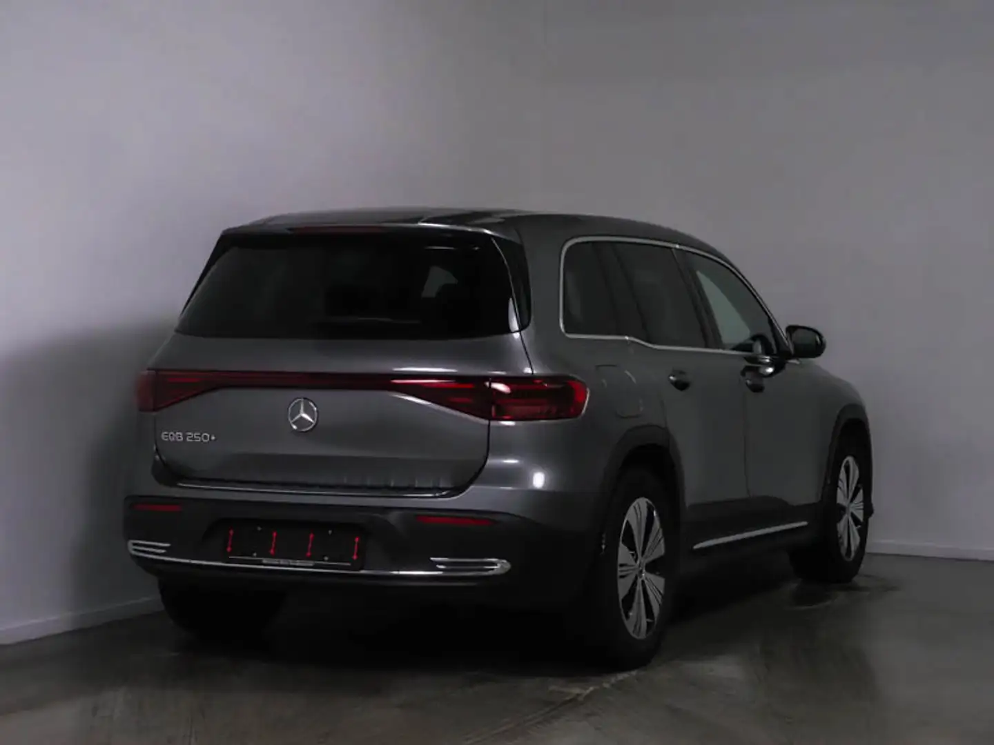 Mercedes-Benz EQB 250 + Progressive/LED/360°Kamera/Burmester/ Grau - 2