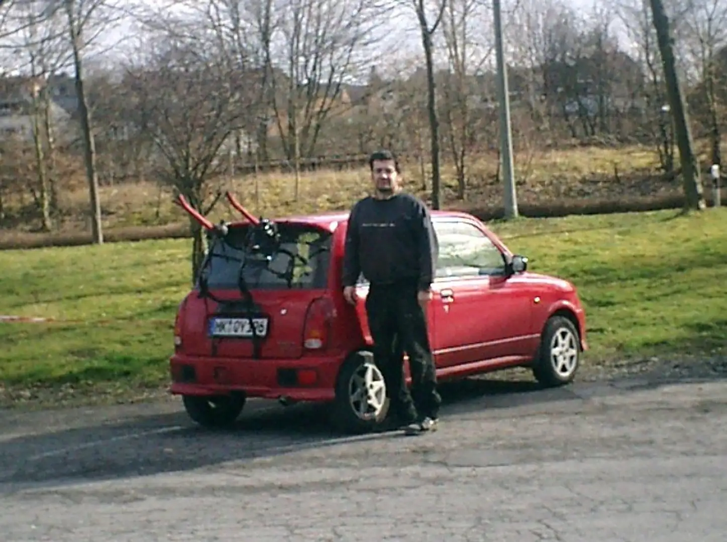 Daihatsu Cuore Kult Cuore FUN Klima Servo  ABS ZV E Fenster Teile Rot - 1