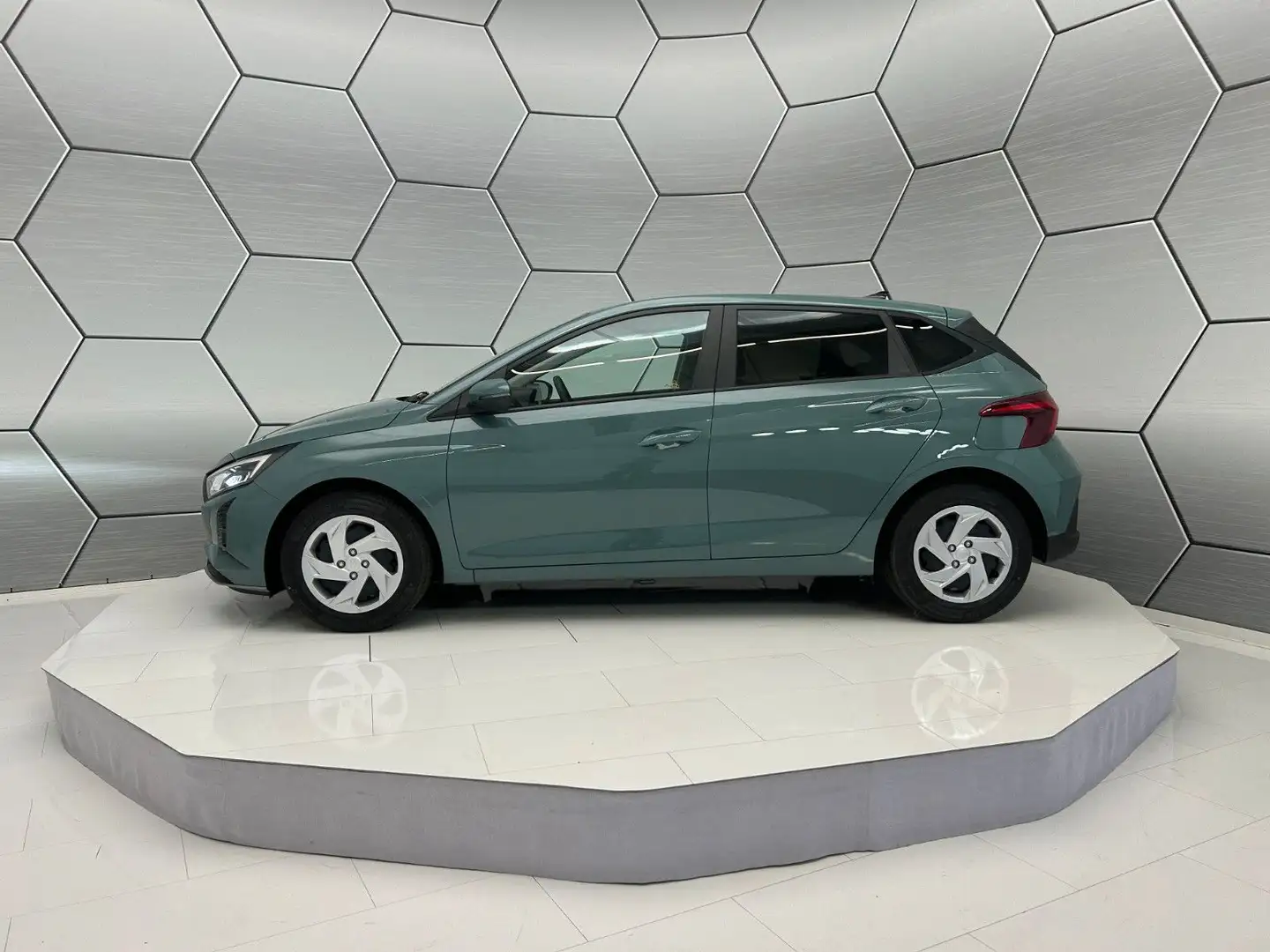 Hyundai i20 1.2 MPI GO Klima Kamera LED-Scheinwerfer SHZ Зелений - 2