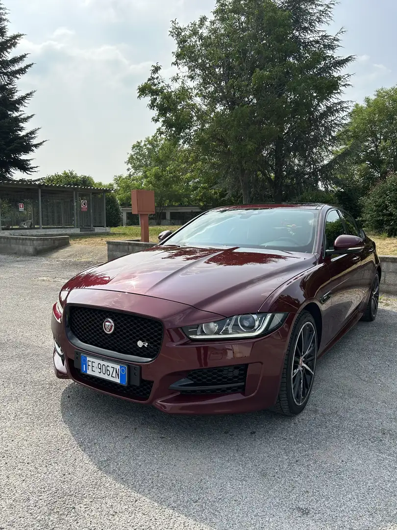 Jaguar XE XE 2.0d R-Sport awd 180cv auto Rouge - 1