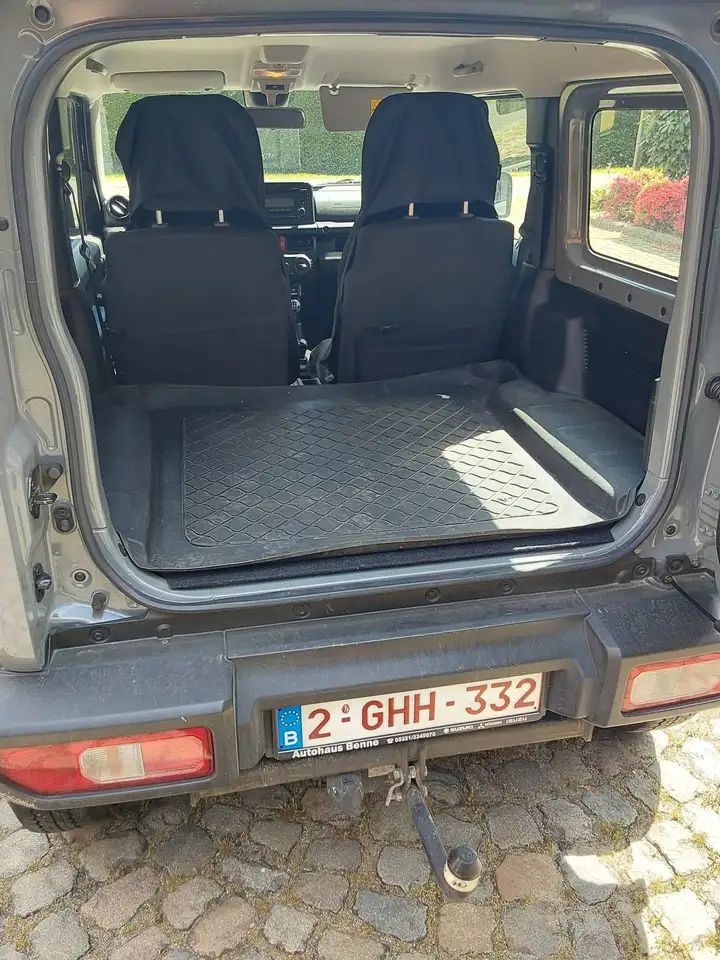 Suzuki Jimny 2024