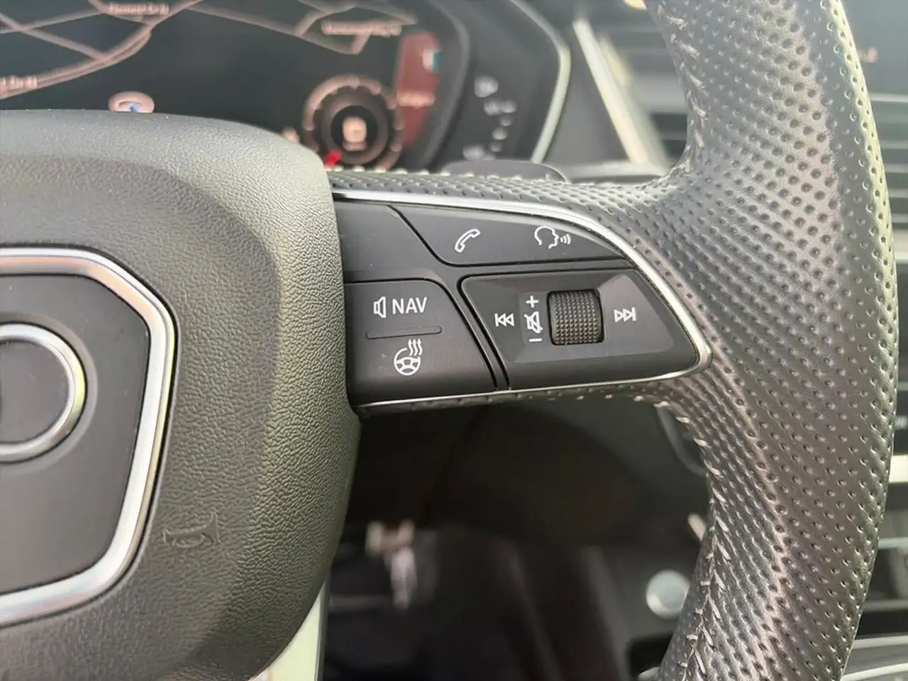 Audi Q5 снимка Audi Q5