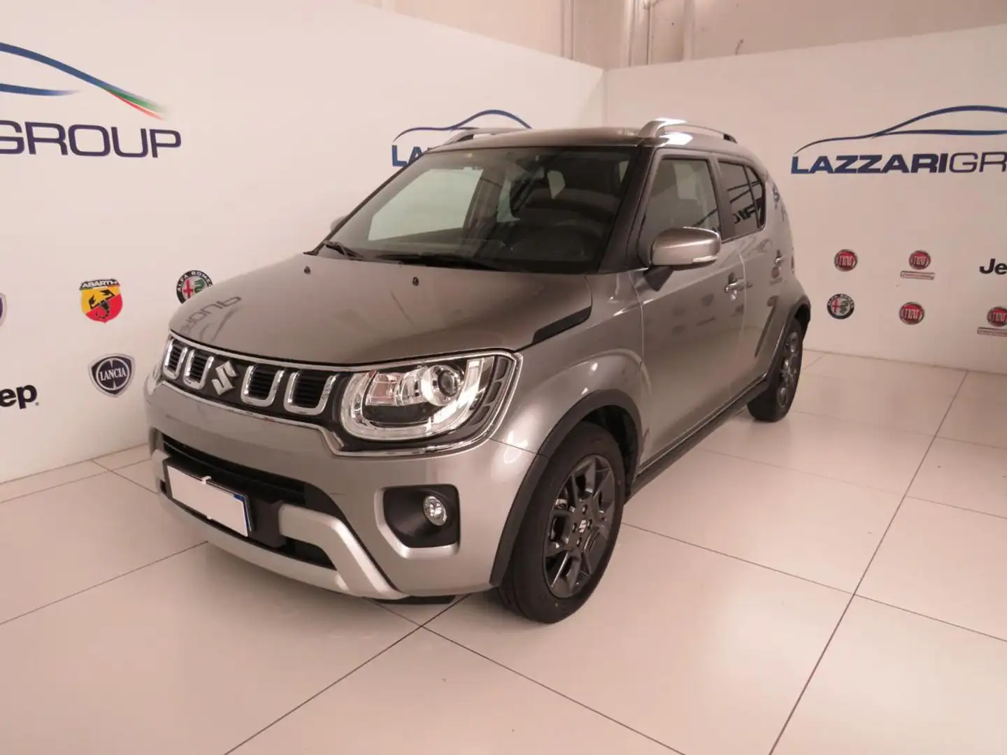 Suzuki Ignis 1.2 Hybrid 4WD All Grip Top Gris - 1
