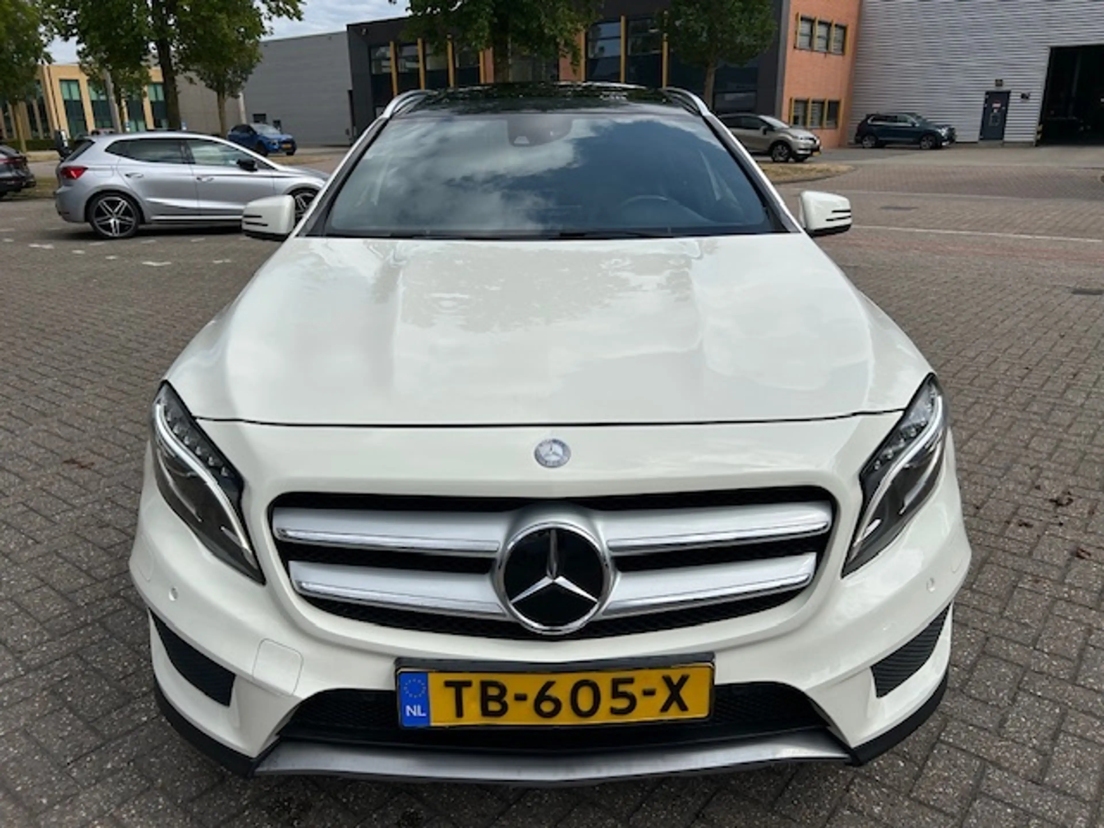 Mercedes-Benz GLA 200 AMG Prestige PANO STOELVW CAMERA TRHK — photo 2