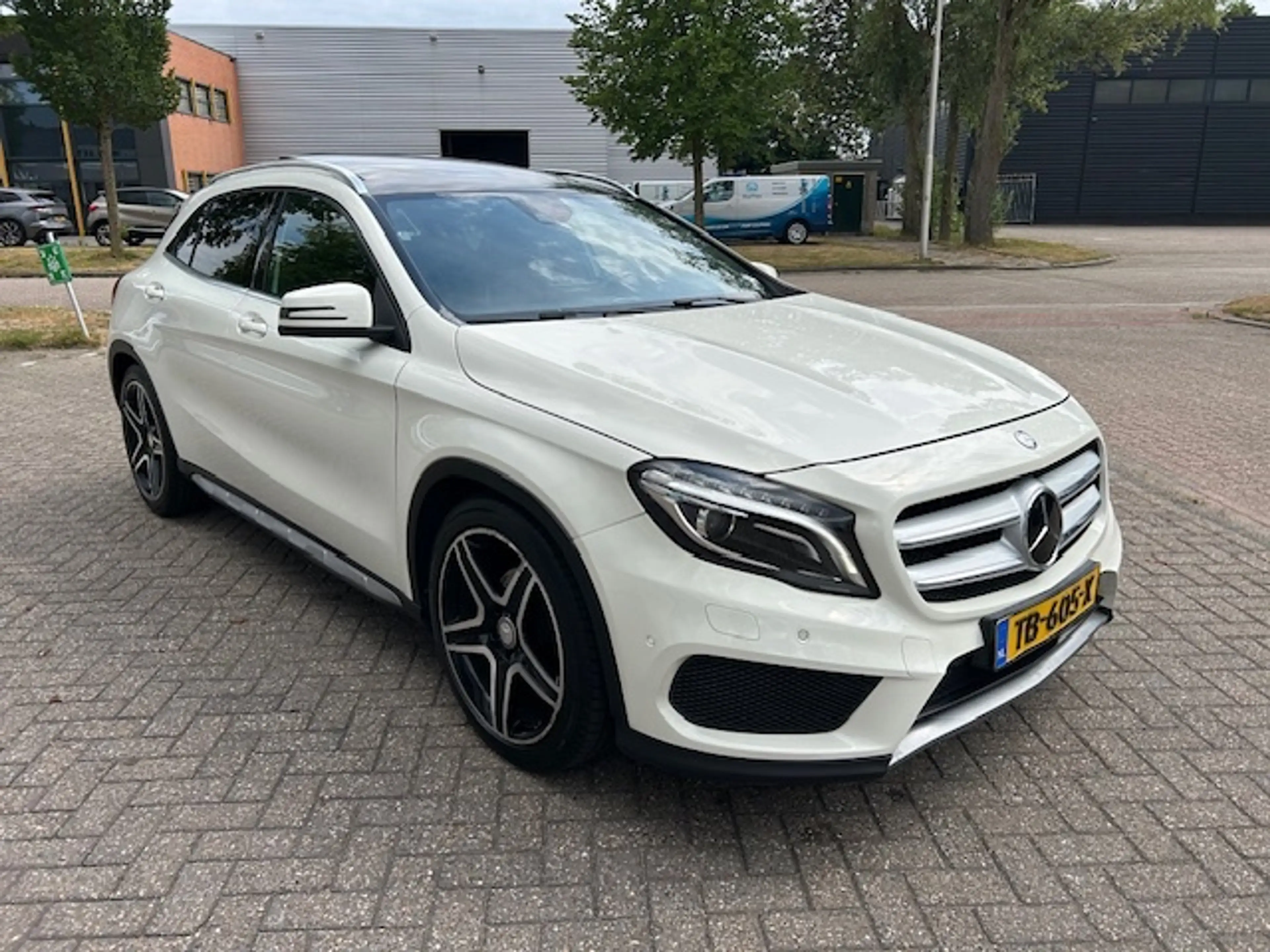 Mercedes-Benz GLA 200 AMG Prestige PANO STOELVW CAMERA TRHK — photo 4