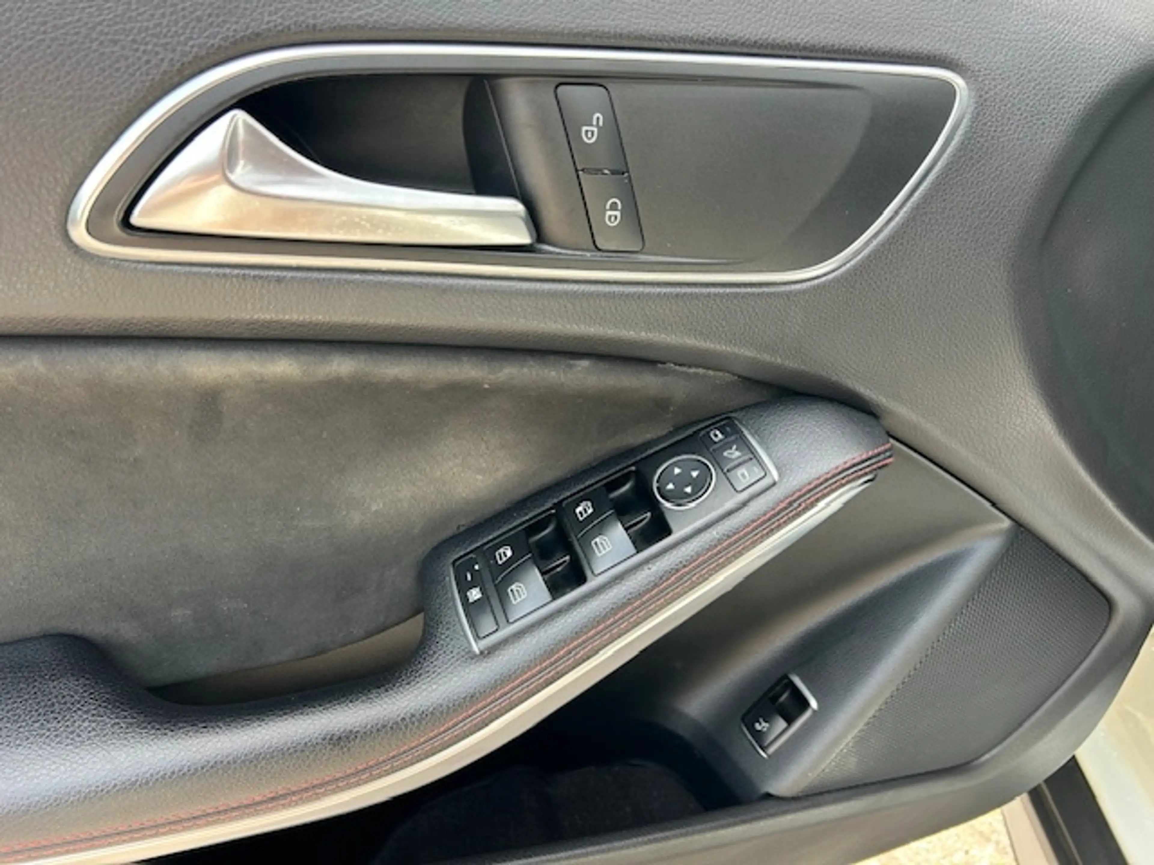 Mercedes-Benz GLA 200 AMG Prestige PANO STOELVW CAMERA TRHK — photo 22