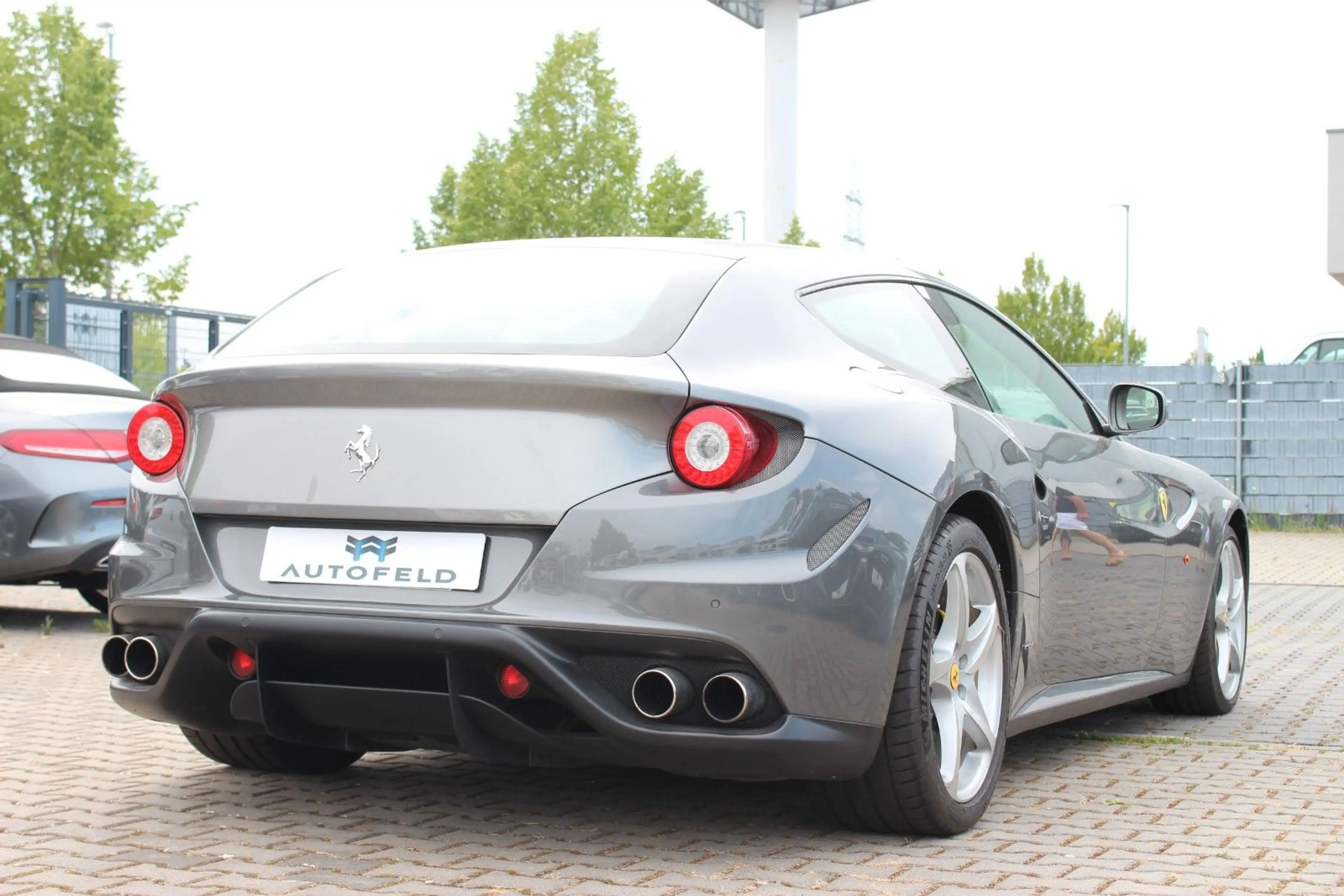 Ferrari FF 6,3 V12 4x4/VOLL SH/LEDER/ — photo 4