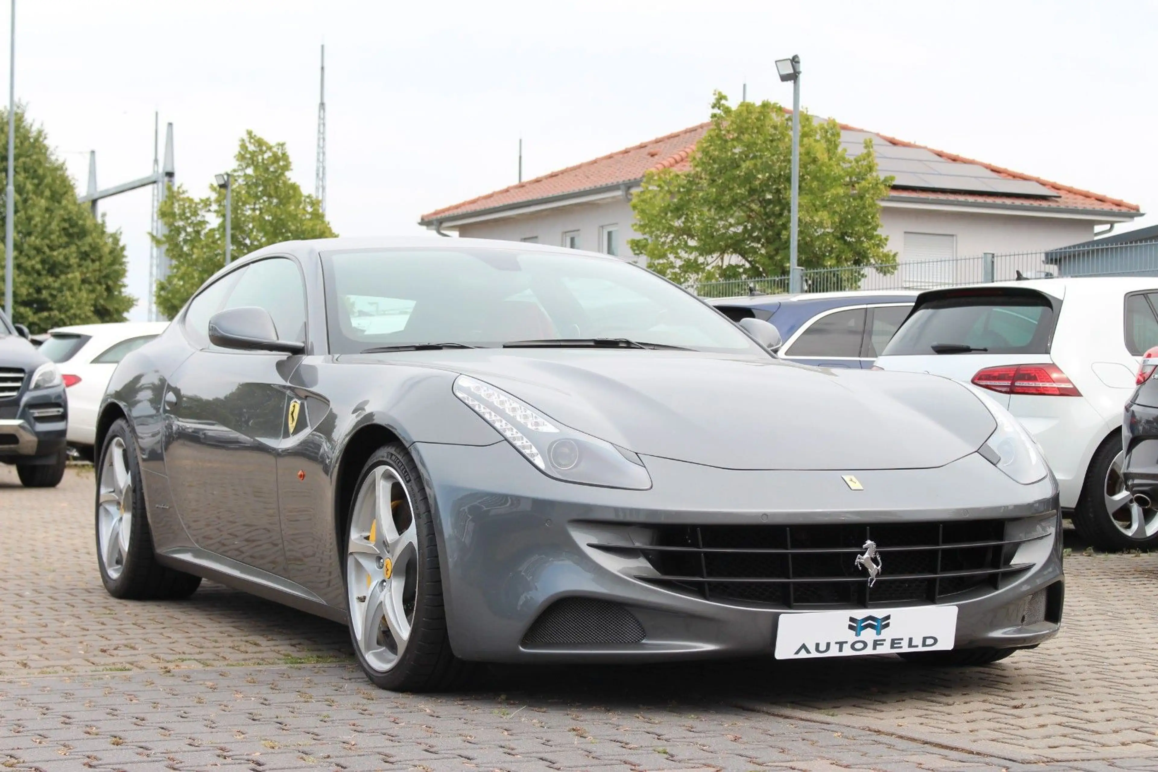 Ferrari FF 6,3 V12 4x4/VOLL SH/LEDER/ — photo 3