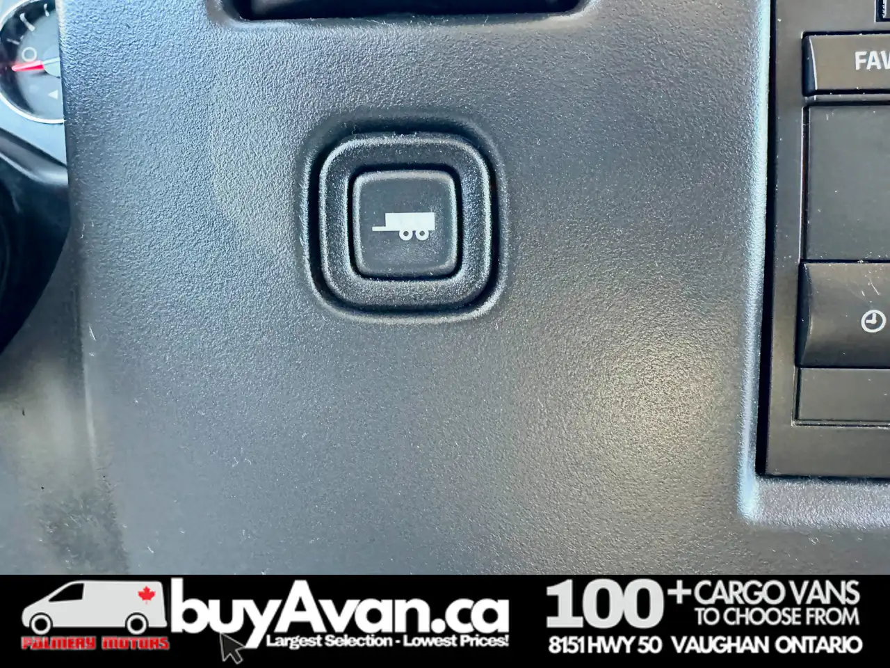 GMC Savana снимка GMC Savana