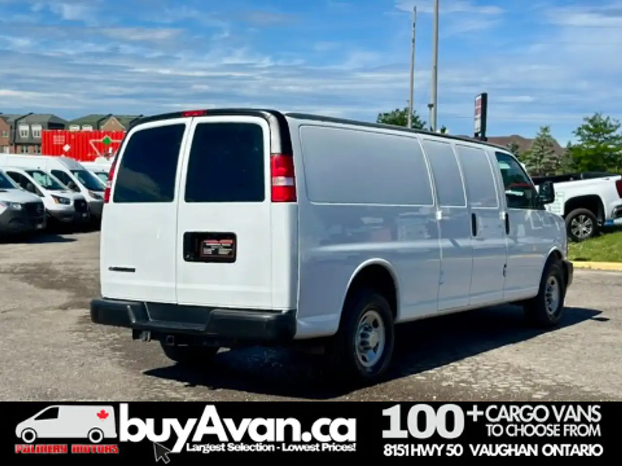 GMC Savana снимка GMC Savana