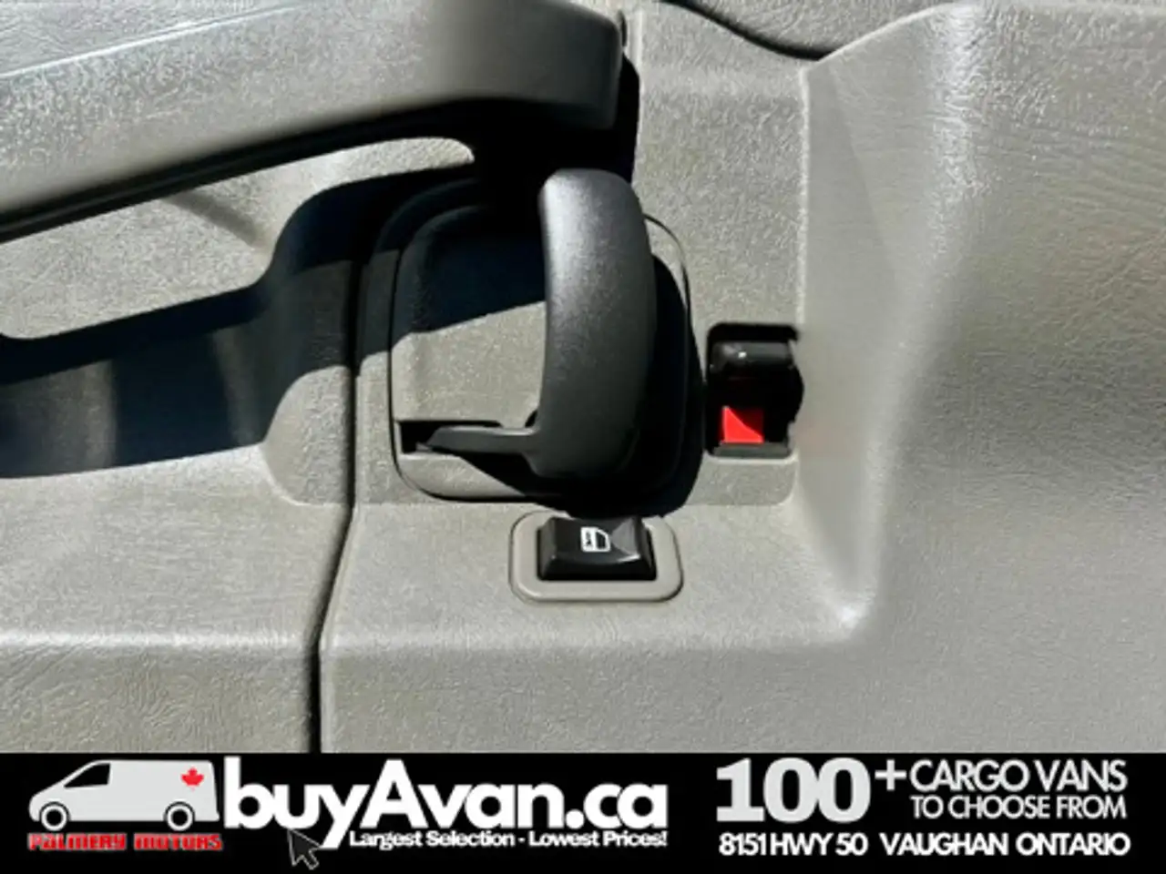 GMC Savana снимка GMC Savana