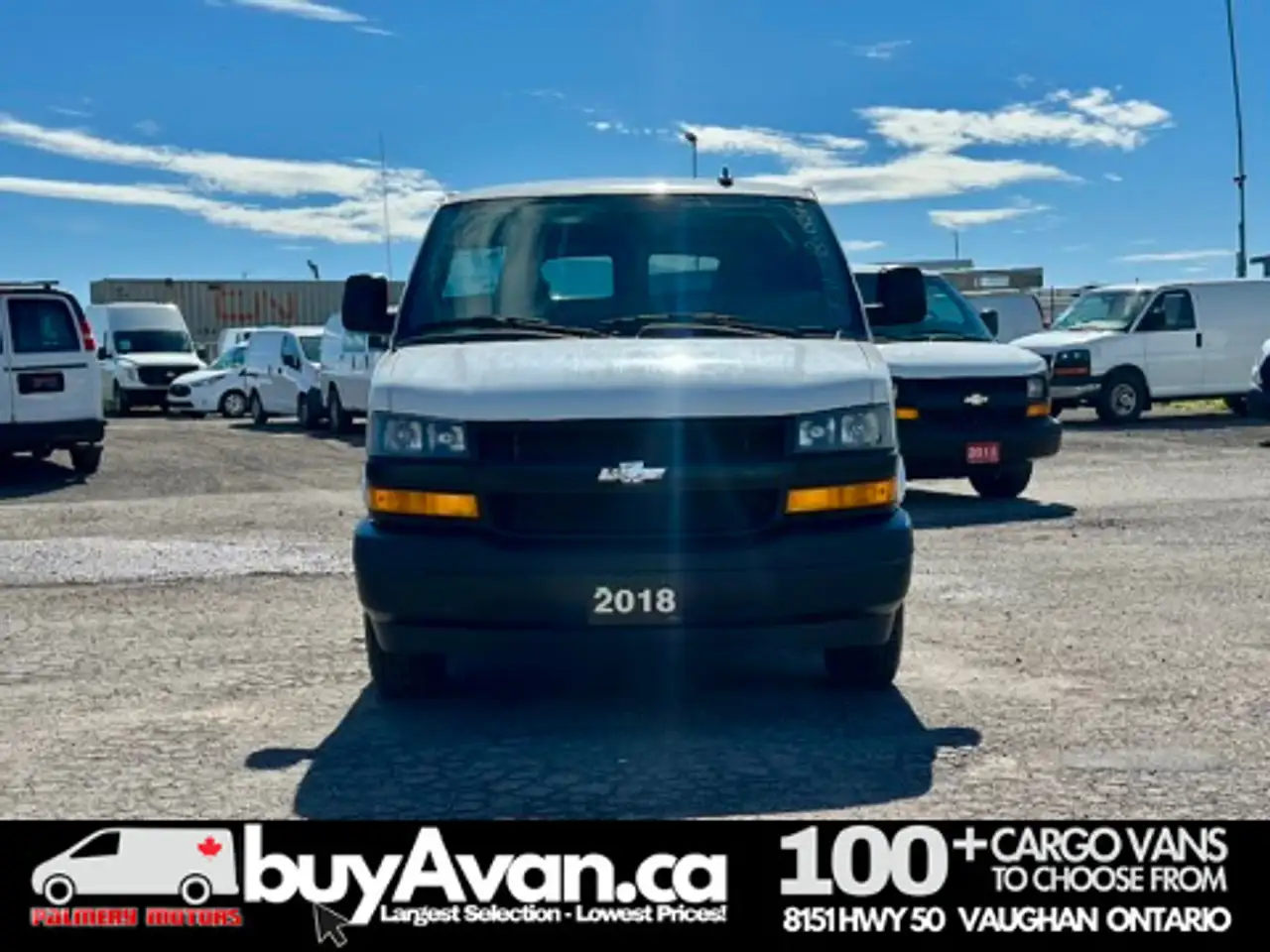 GMC Savana снимка GMC Savana