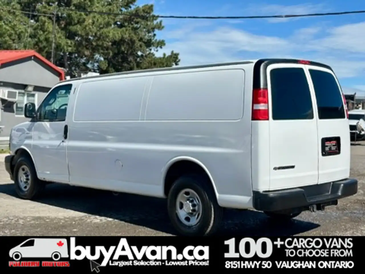 GMC Savana снимка GMC Savana