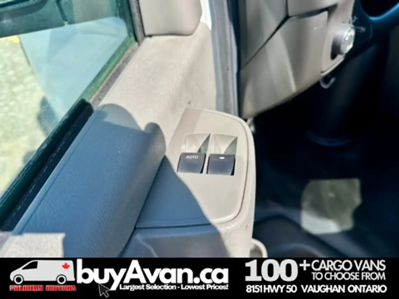GMC Savana снимка GMC Savana