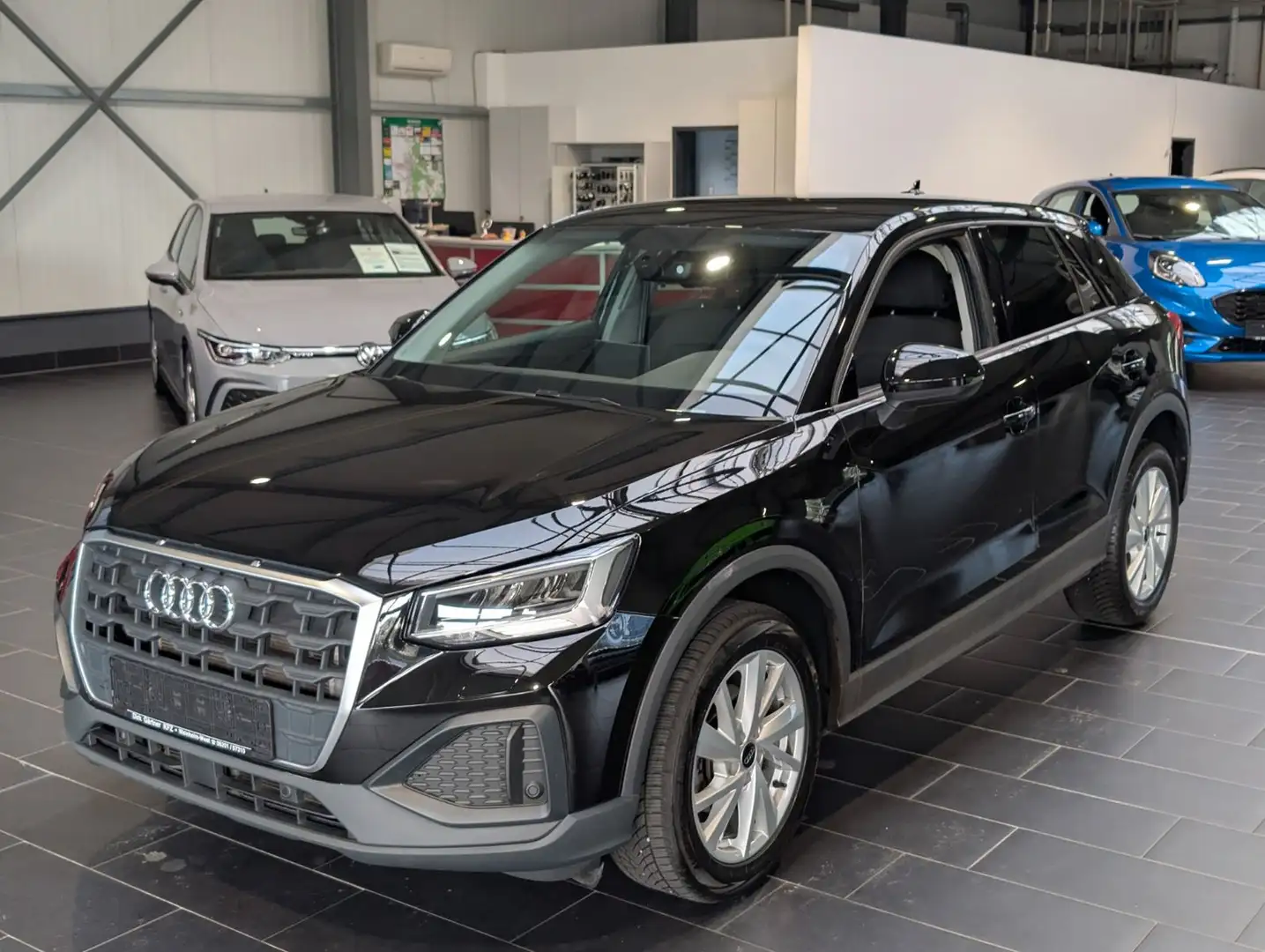 Audi Q2 35 TFSI S tronic 1.Hand Navi Noir - 1