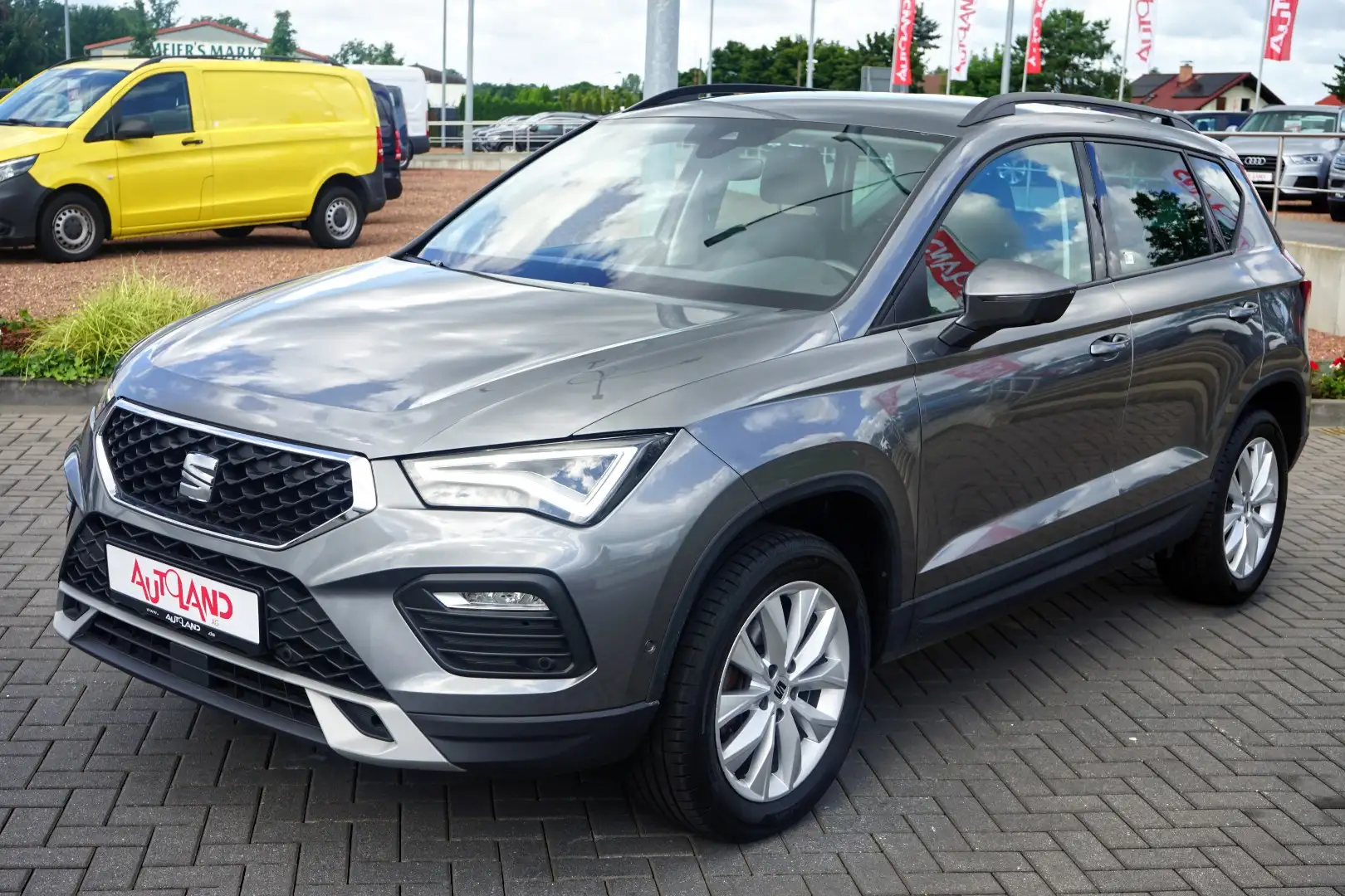 SEAT Ateca 1.5 TSI DSG LED ACC Kamera Sitzheizung Gris - 2