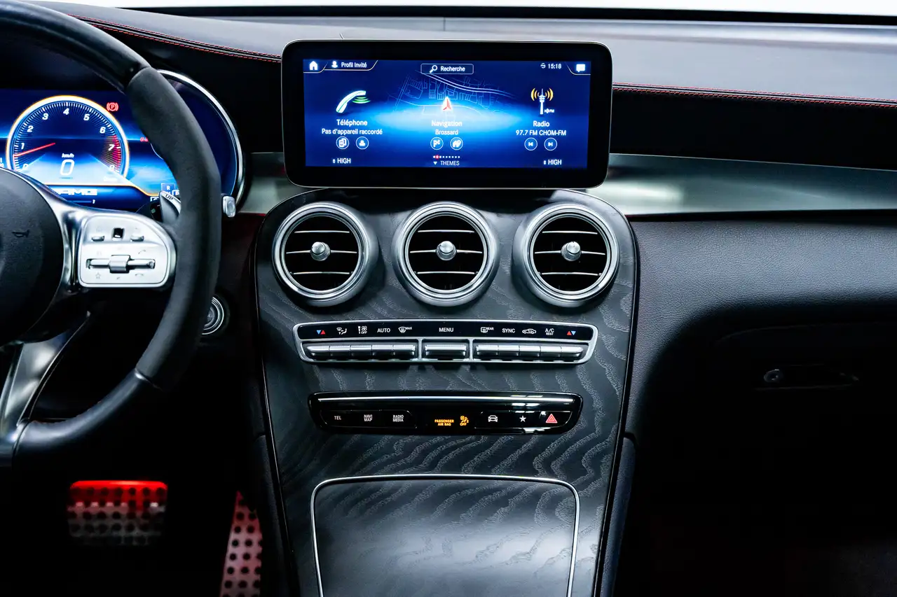 Mercedes-Benz GLC снимка Mercedes-Benz GLC