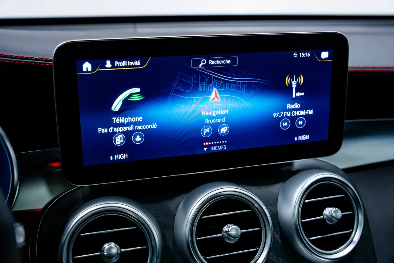 Mercedes-Benz GLC снимка Mercedes-Benz GLC