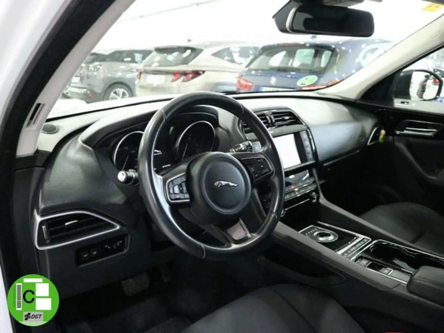 Jaguar F-Pace 2.0i4D Prestige Aut. AWD 180 Blanco - 2