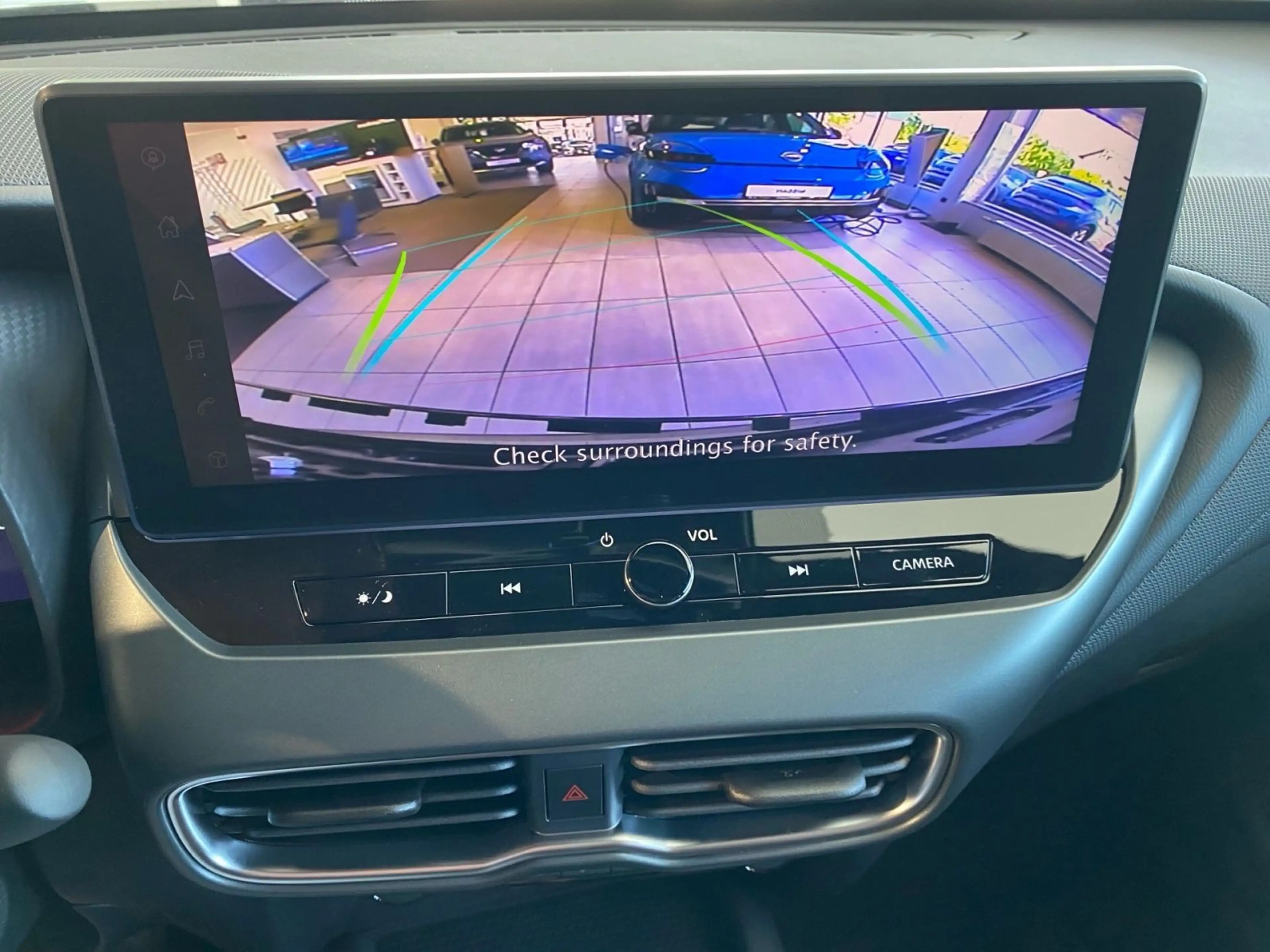 Nissan Juke 1.0 DIG-T N-Connecta Automatik *LED*SHZ*PDC — photo 11