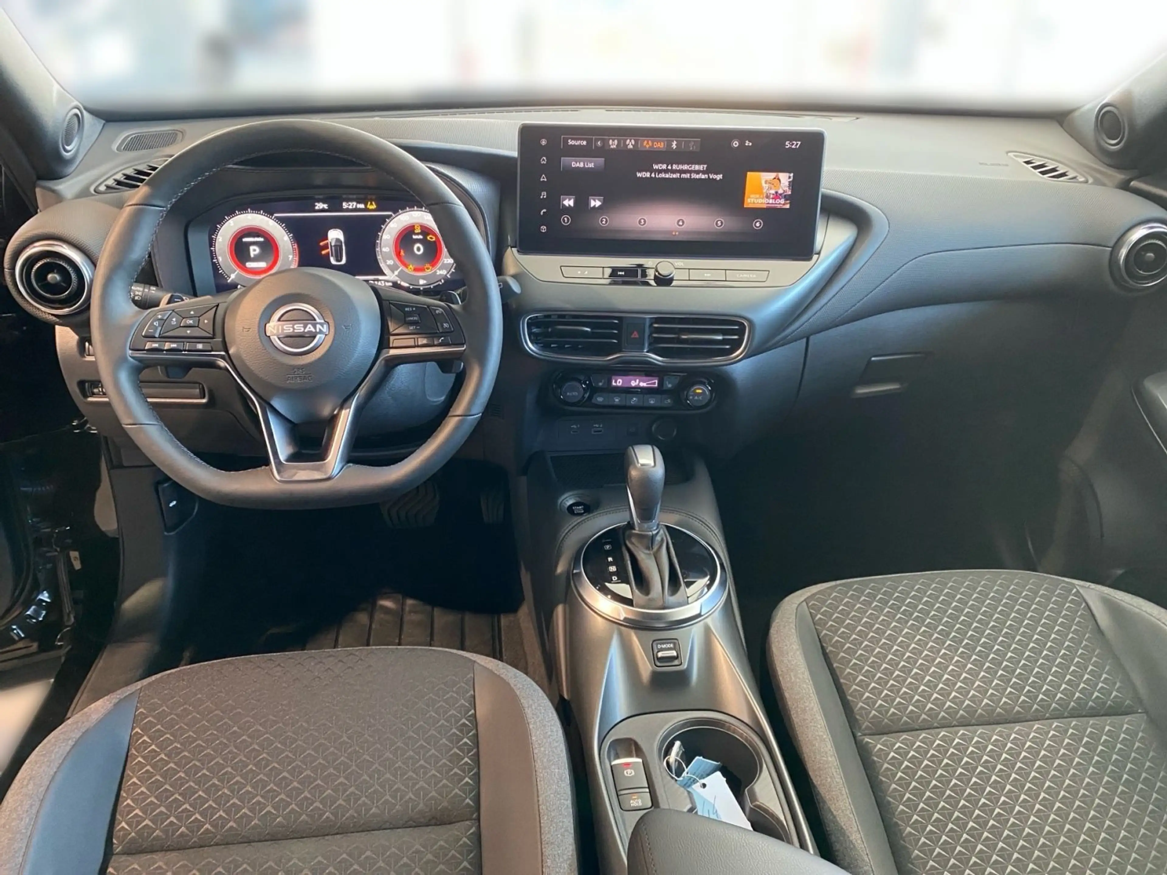 Nissan Juke 1.0 DIG-T N-Connecta Automatik *LED*SHZ*PDC — photo 10