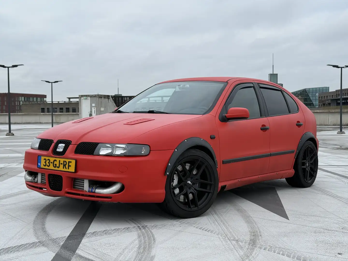 SEAT Leon 1.8-20VT Sport 500PK Rood - 1