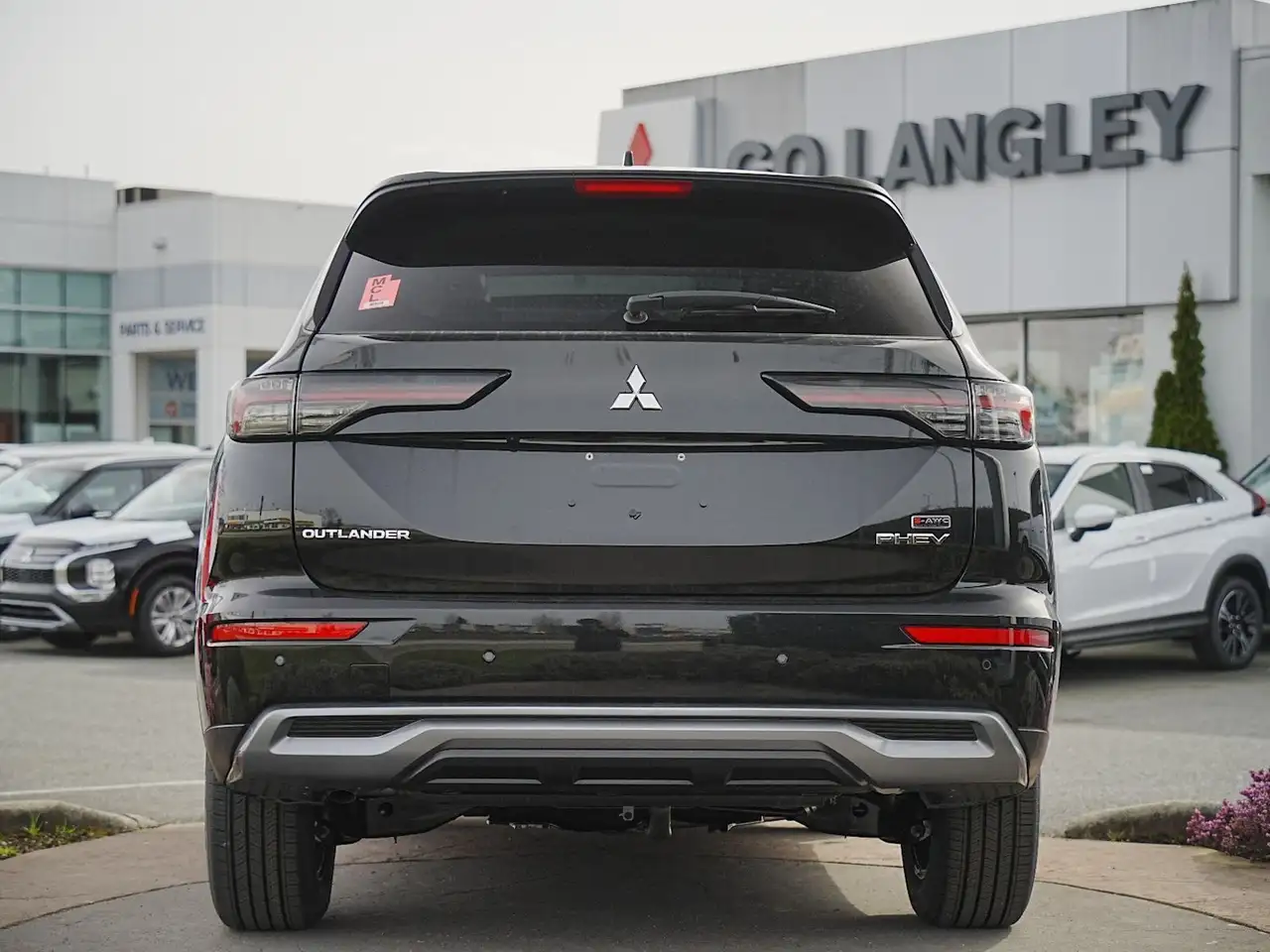 Mitsubishi Outlander снимка Mitsubishi Outlander
