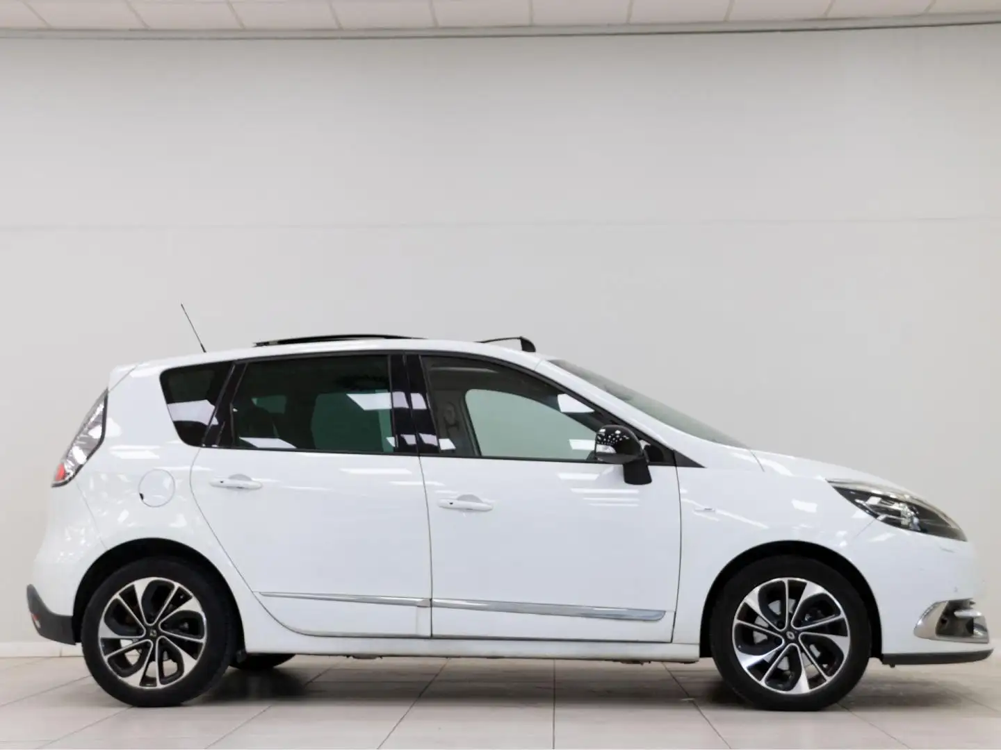 Renault Scenic BOSE dCi 110 EDC Euro 6 Blanco - 2