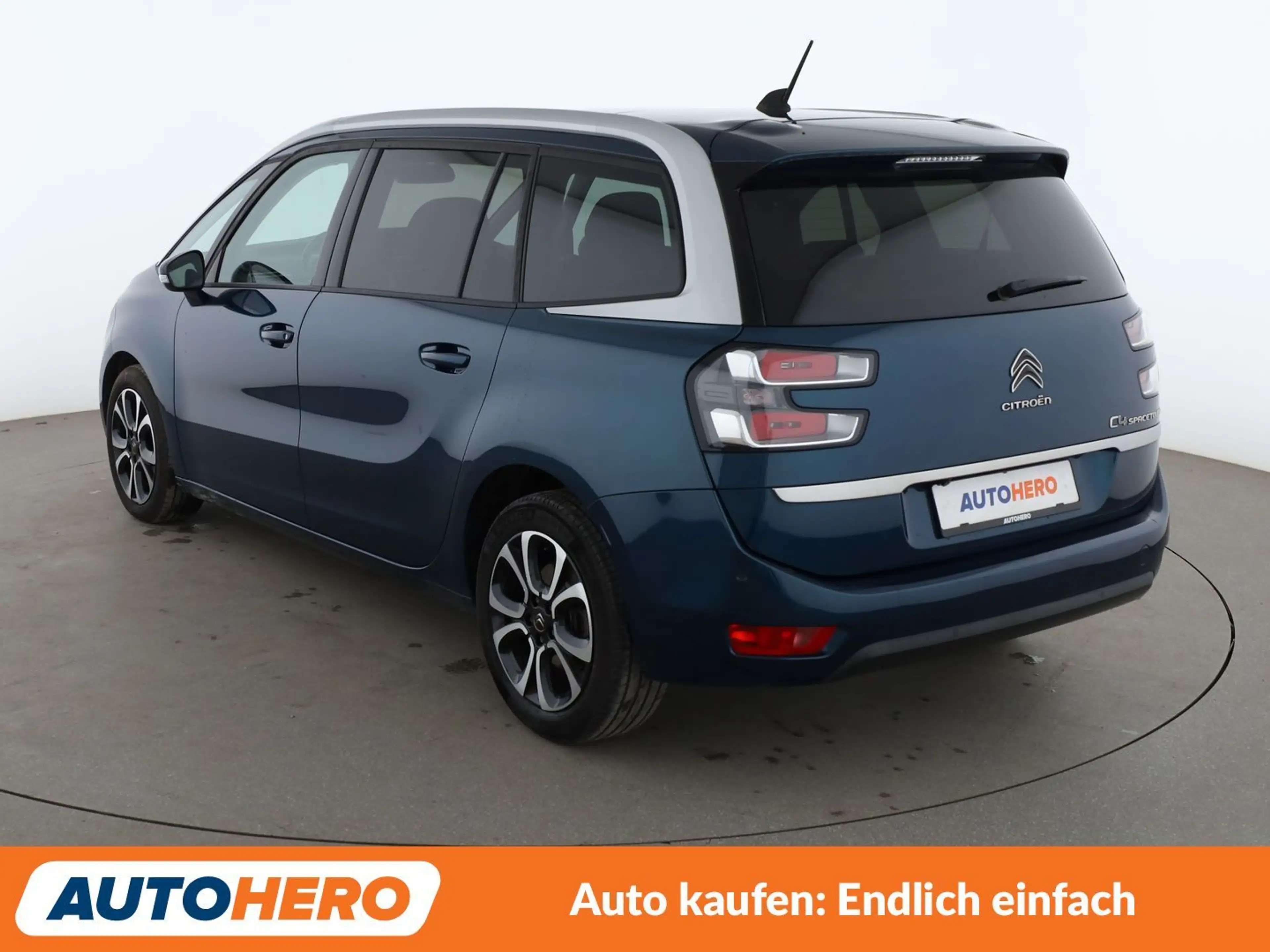 Citroen C4 SpaceTourer 1.2 PureTech Shine Aut.*NAVI*TEMPO*CAM*PDC*SHZ* — photo 4