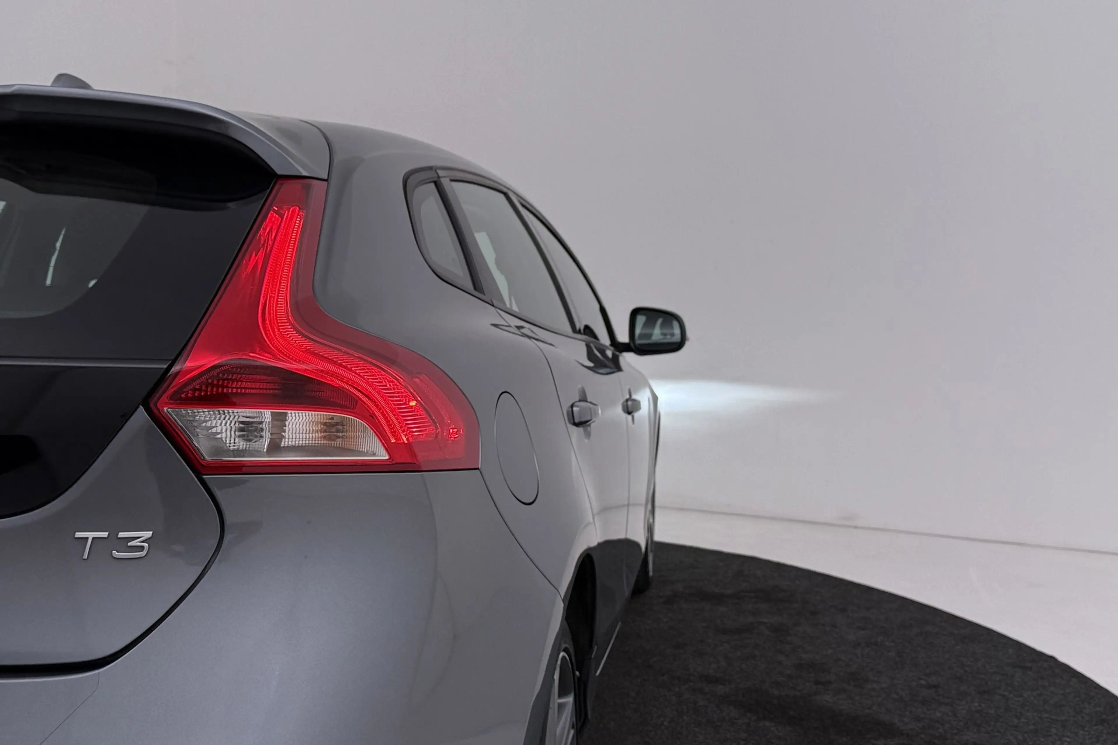 Volvo V40 1.5 T3 Inscription | Trekhaak | Dealer Ond. | Keyl — photo 42