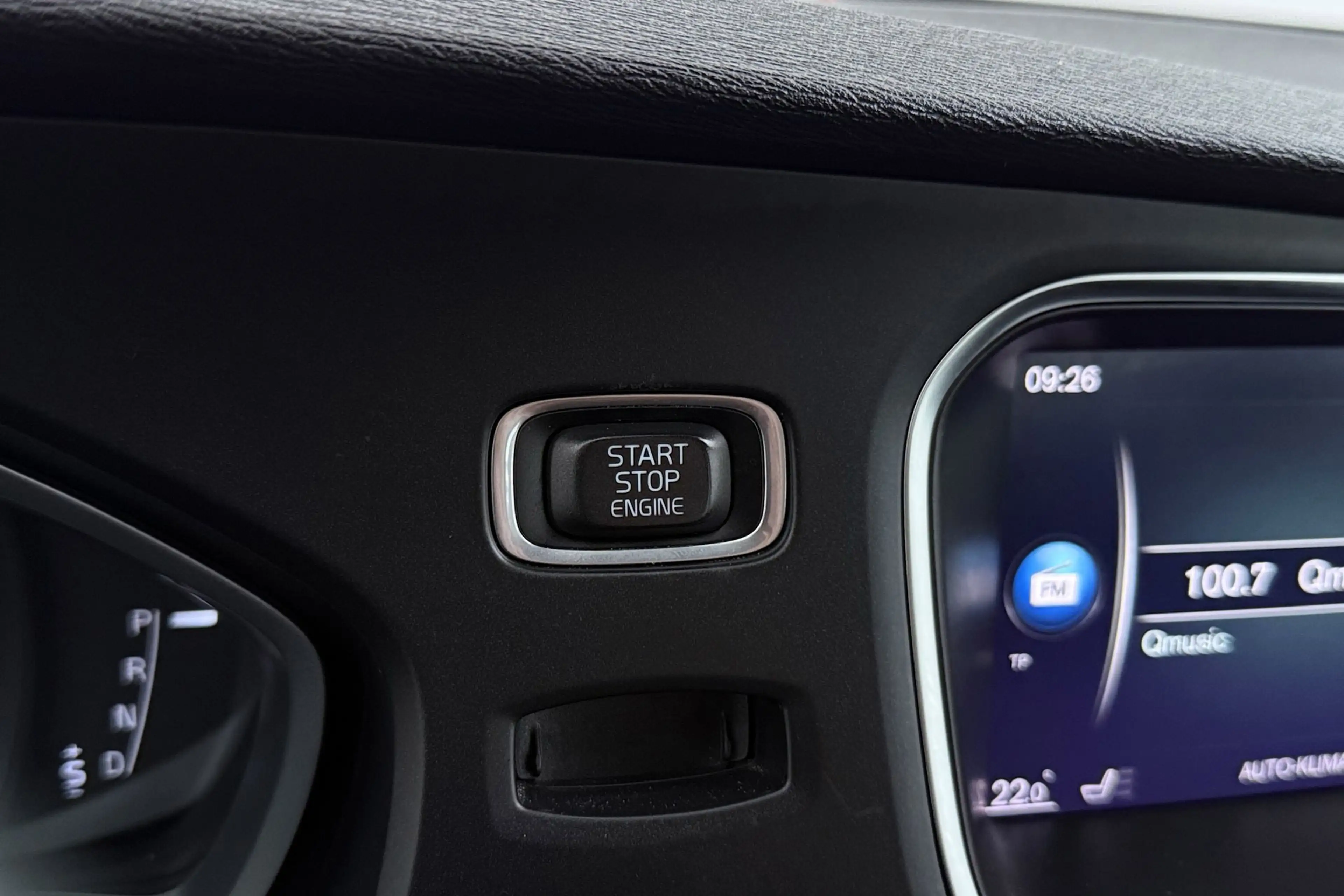 Volvo V40 1.5 T3 Inscription | Trekhaak | Dealer Ond. | Keyl — photo 30