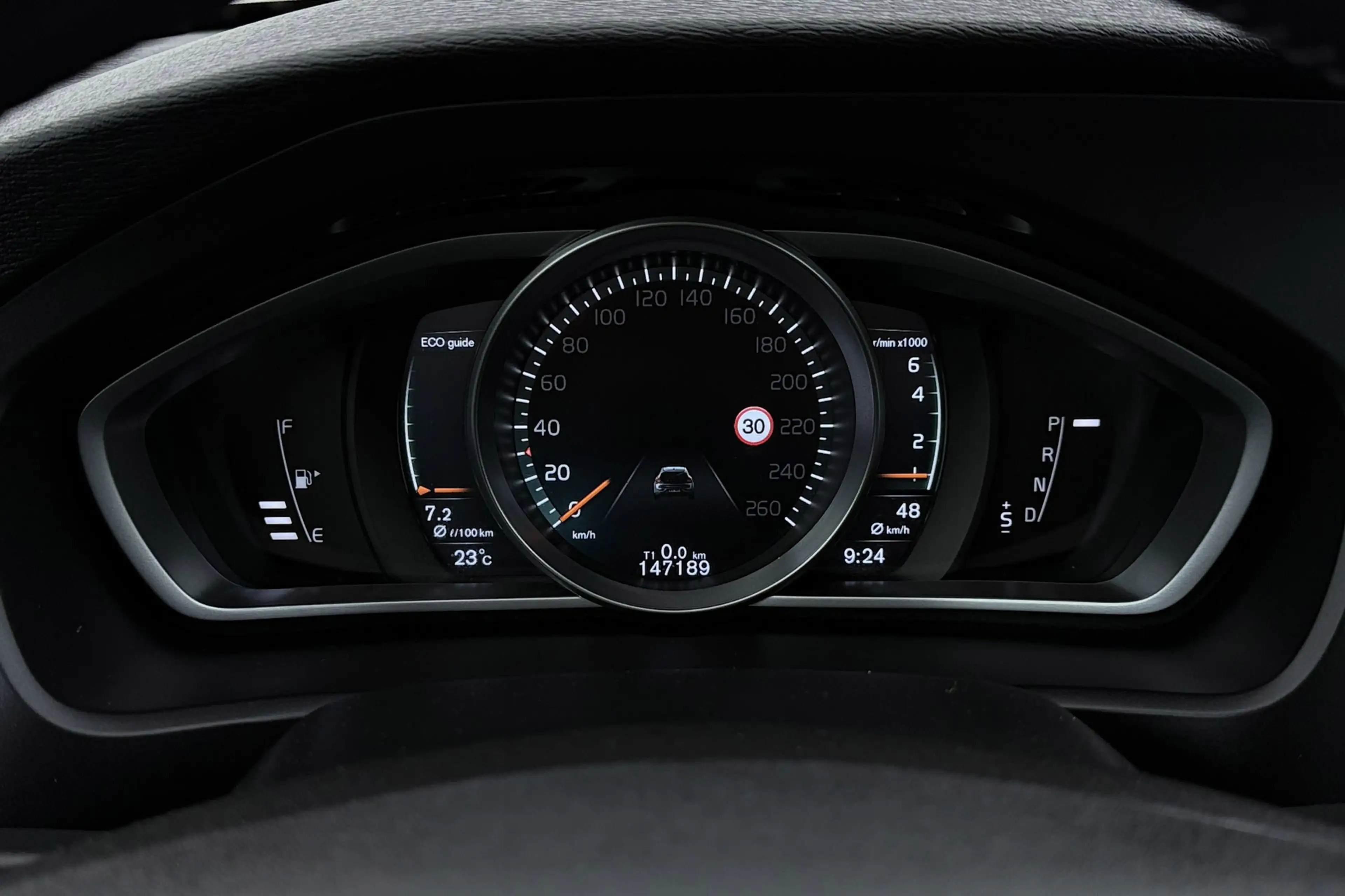 Volvo V40 1.5 T3 Inscription | Trekhaak | Dealer Ond. | Keyl — photo 19