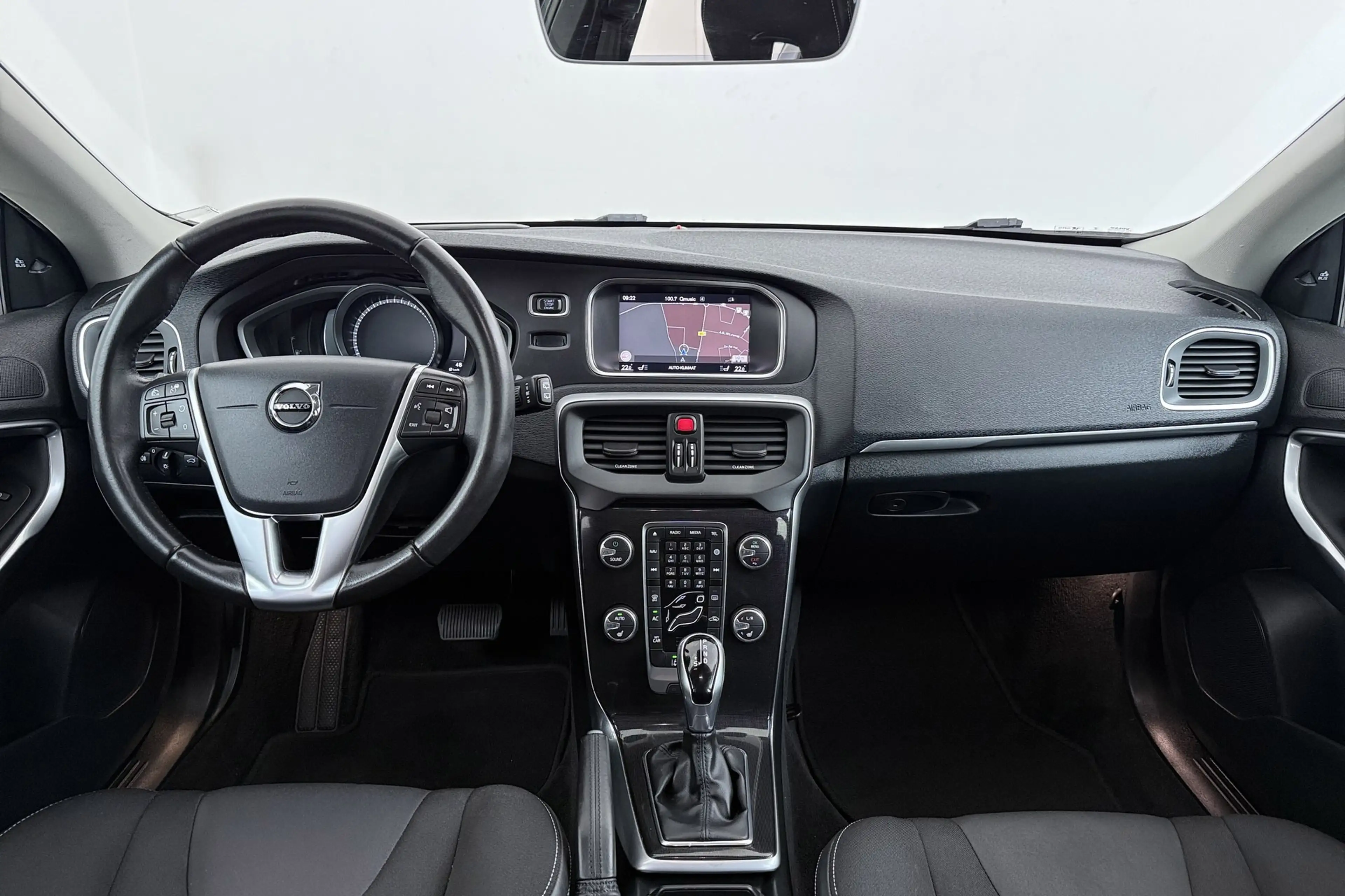 Volvo V40 1.5 T3 Inscription | Trekhaak | Dealer Ond. | Keyl — photo 7