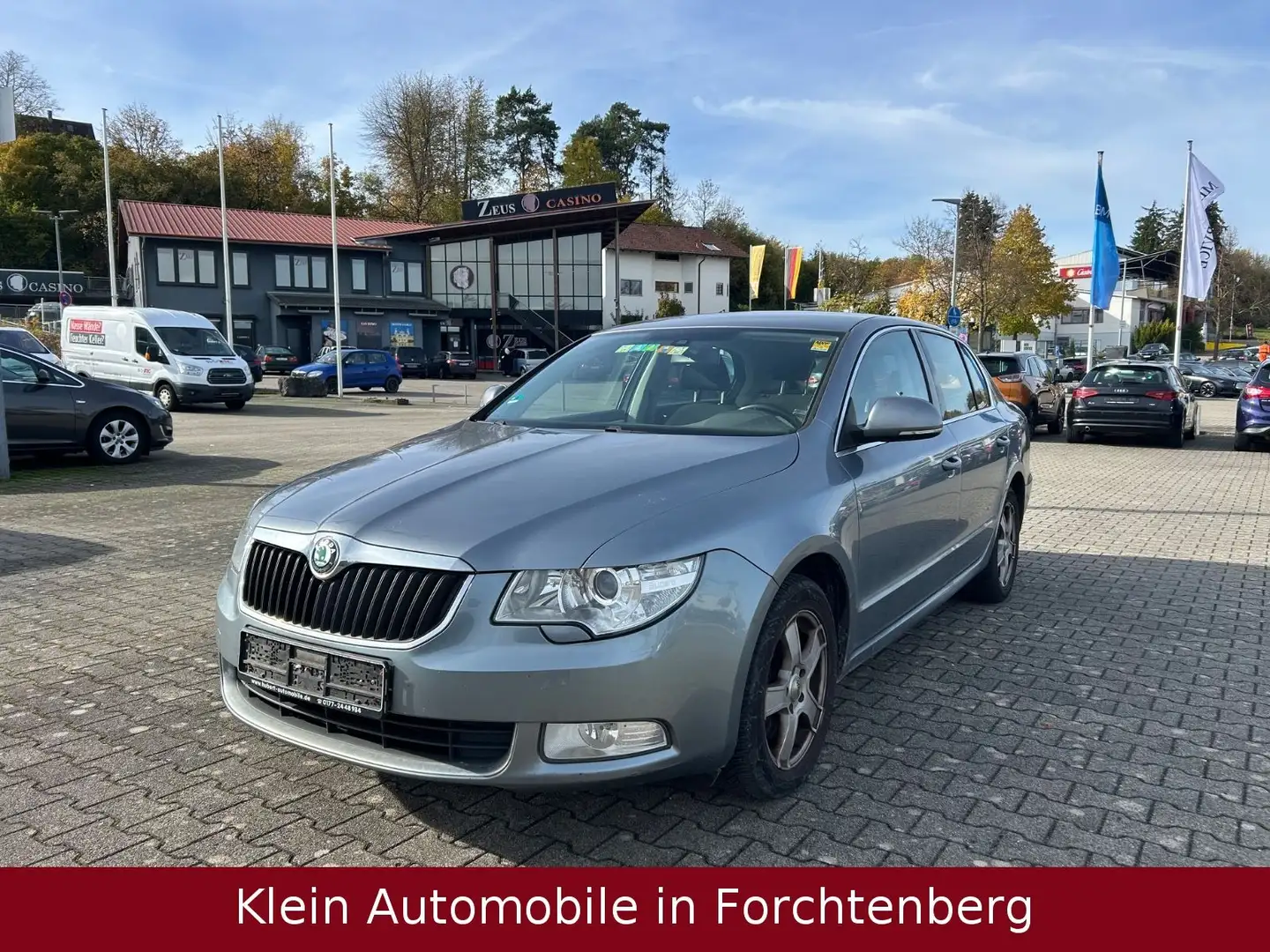 Skoda Superb Lim Ambition Navi Klimatr. PDC Tempomat Grau - 2