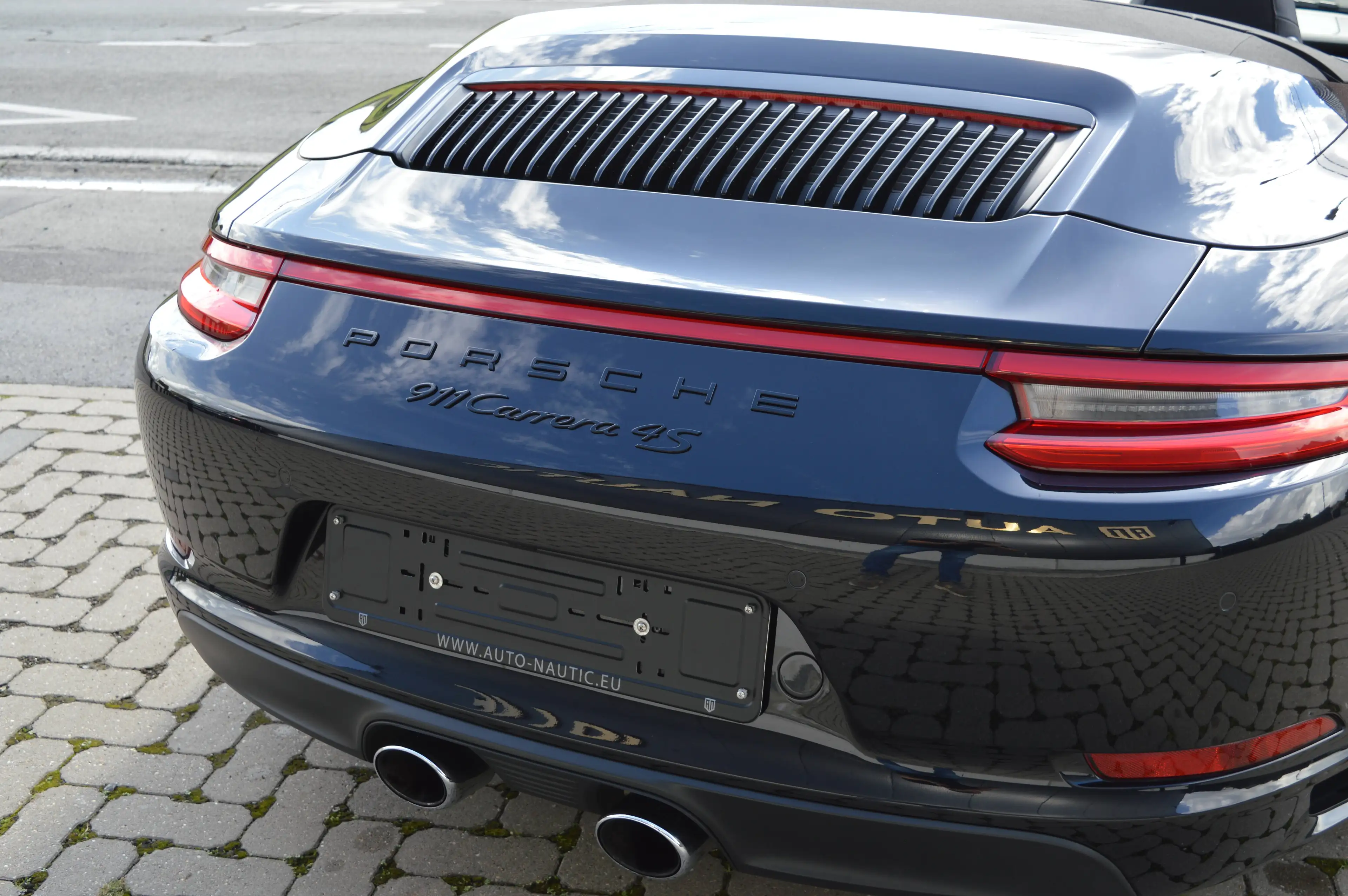 Porsche 911 991.2 Carrera 4S Cabriolet 3.0 Turbo - Sportchrono — photo 6