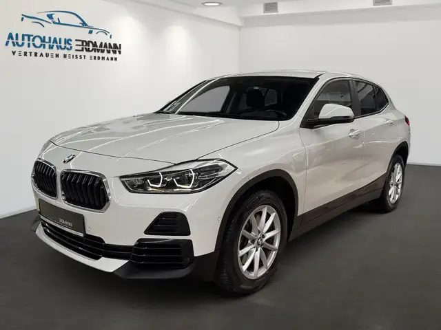 BMW X2 sDrive 20 i Advantage*Aut*Navi*R-Kam*LED*Allw