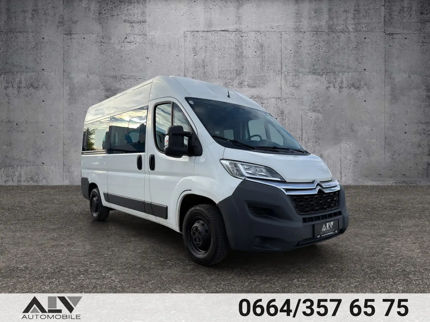 Citroen Jumper 33 L2H2 Live Blue-HDi 130 9-Sitzer Weiß - 1