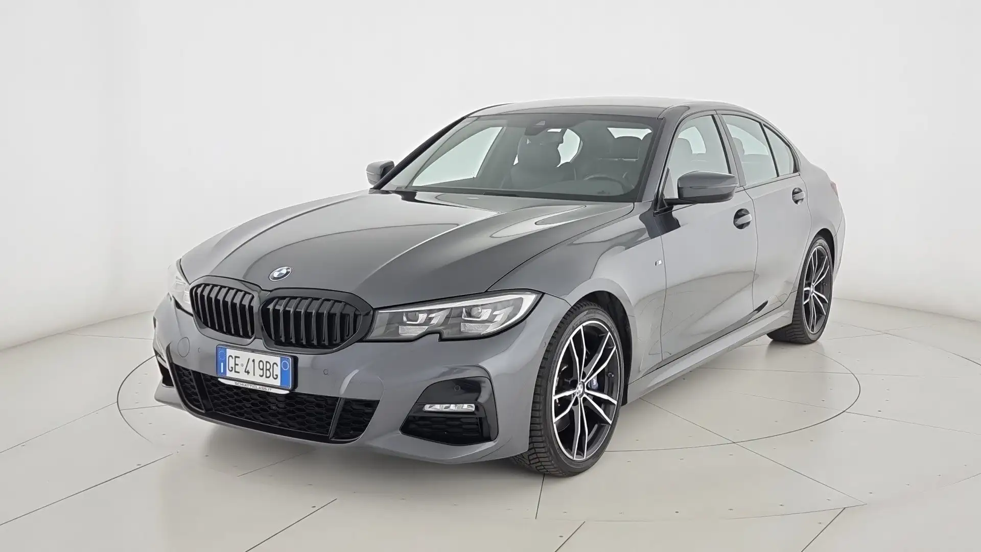 BMW 330 330d 48V Msport Grijs - 1