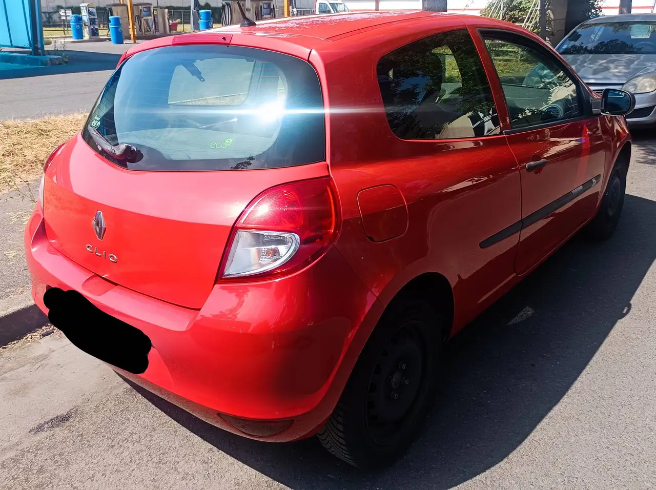 Renault Clio Citadine 3 portes — photo 2