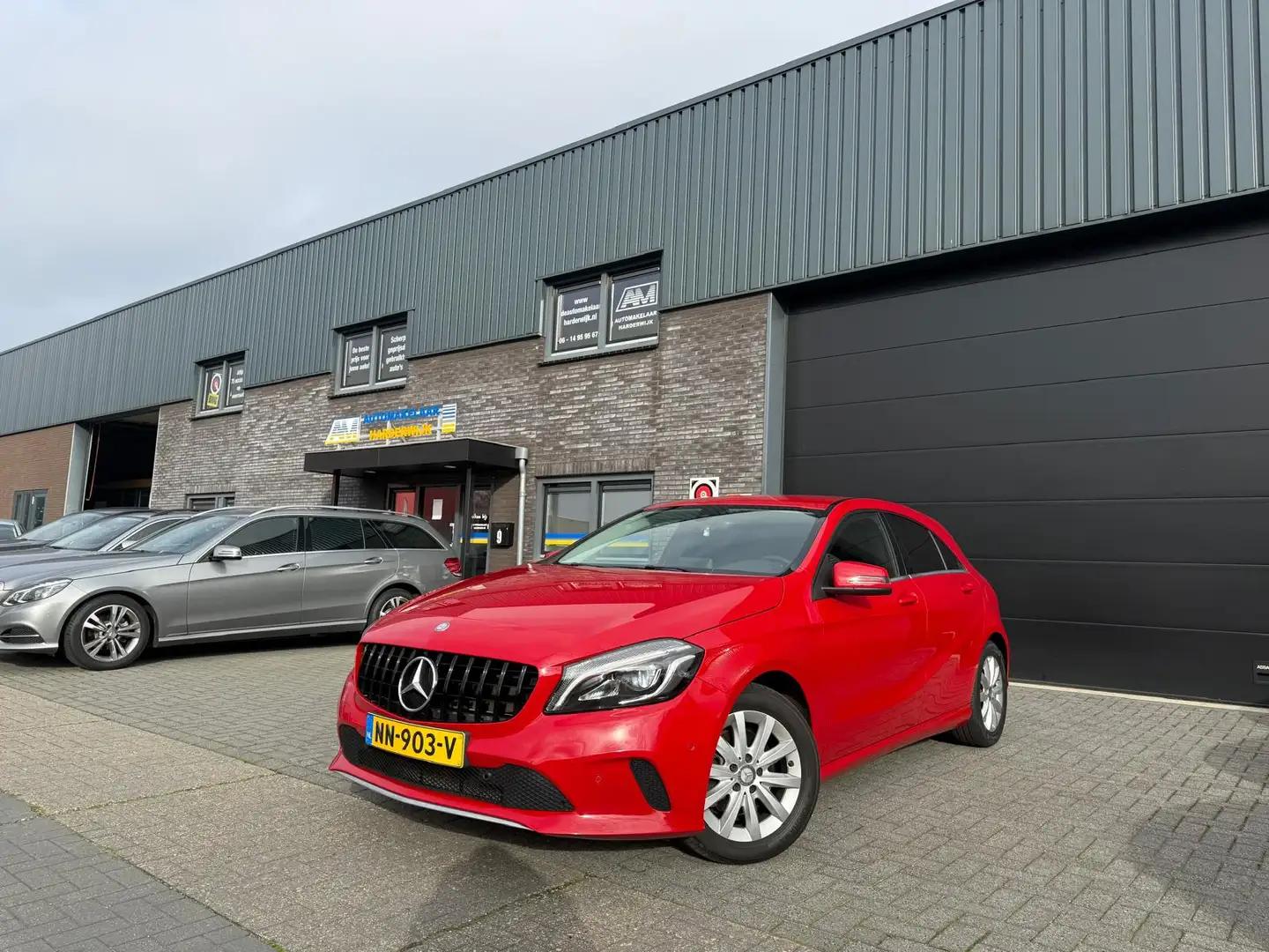 Mercedes-Benz A 160 Ambition | 2E EIGENAAR | 12MND GARANTIE | 175PK | Rouge - 1