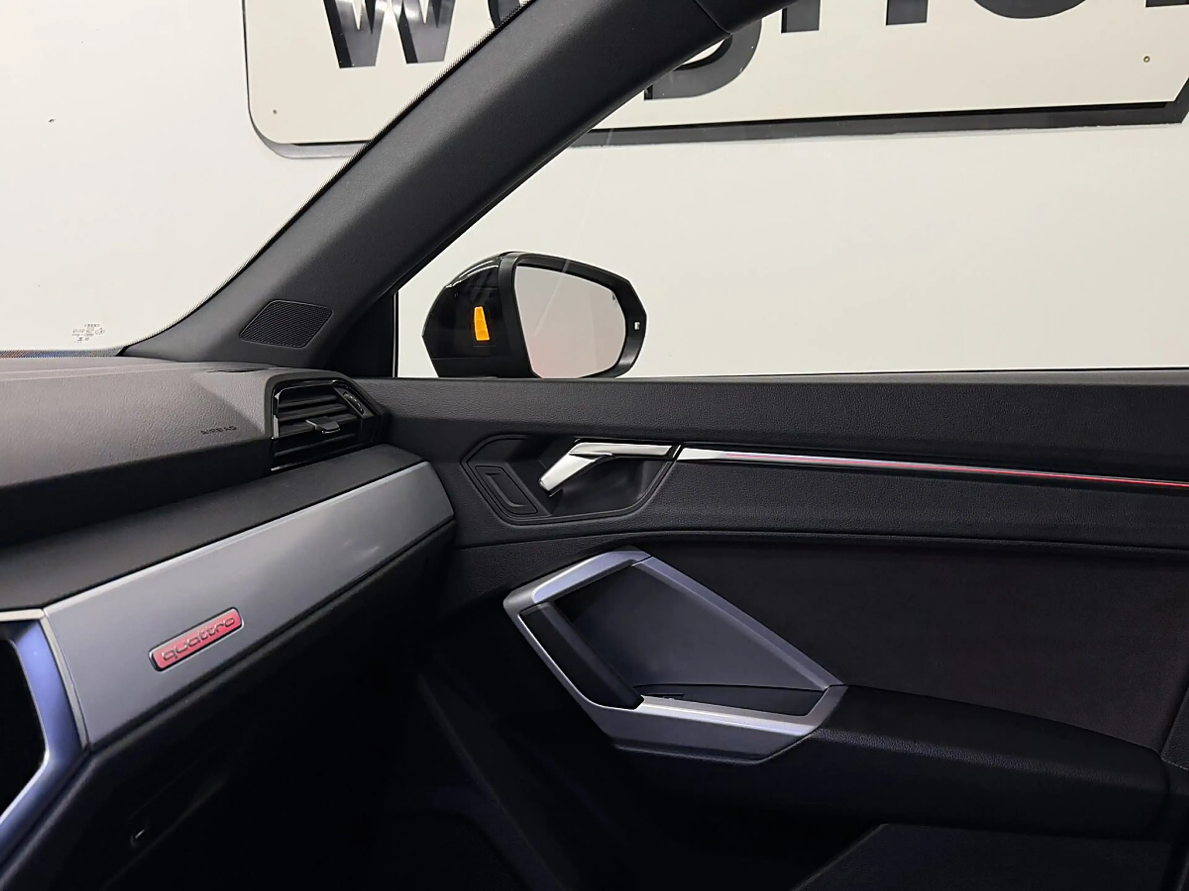 Audi Q3 Sportback 35 TDI quattro S-tronic. LED/ACC/Navi... — photo 11