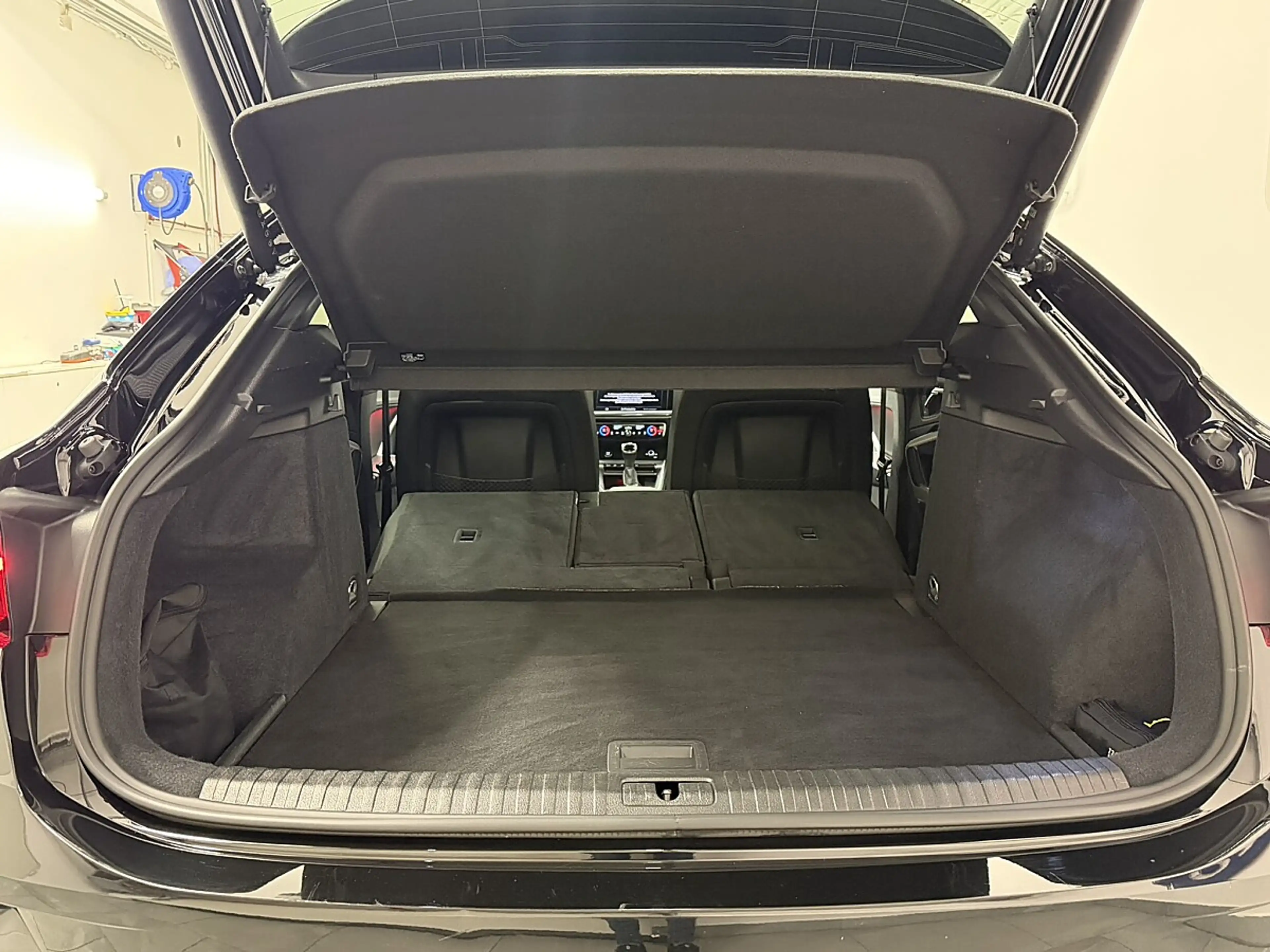 Audi Q3 Sportback 35 TDI quattro S-tronic. LED/ACC/Navi... — photo 14