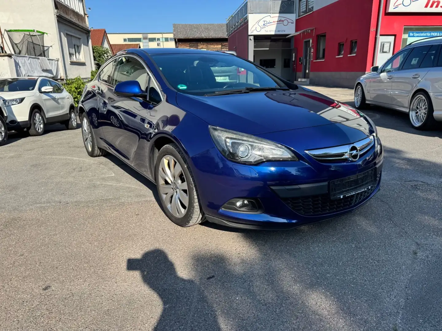Opel Astra J GTC /Navi/18-Zoll-Alu/Bi-Xenon/OPC Blau - 1