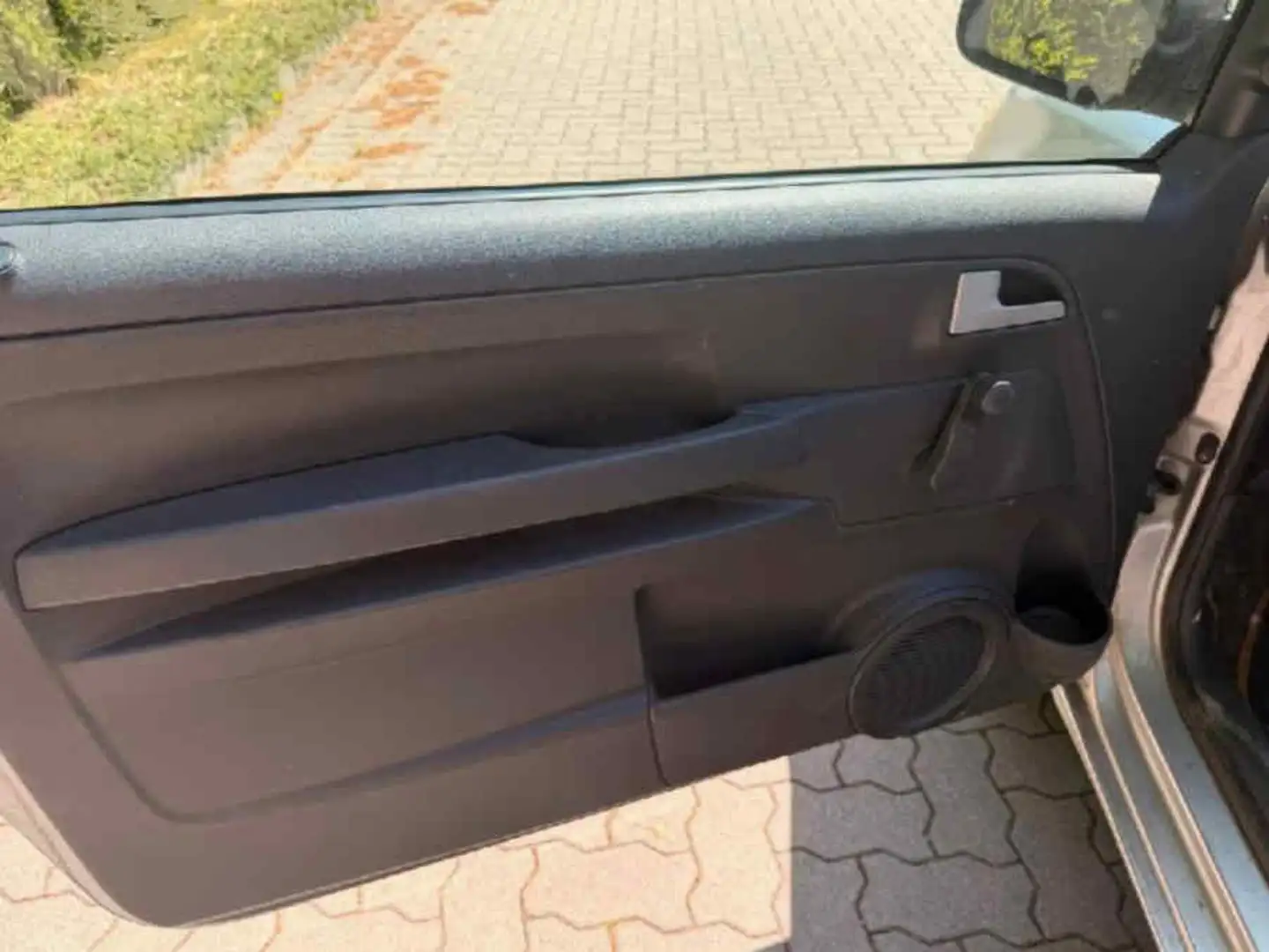 Volkswagen Fox 1.2 - TÜV NEU Silber - 2