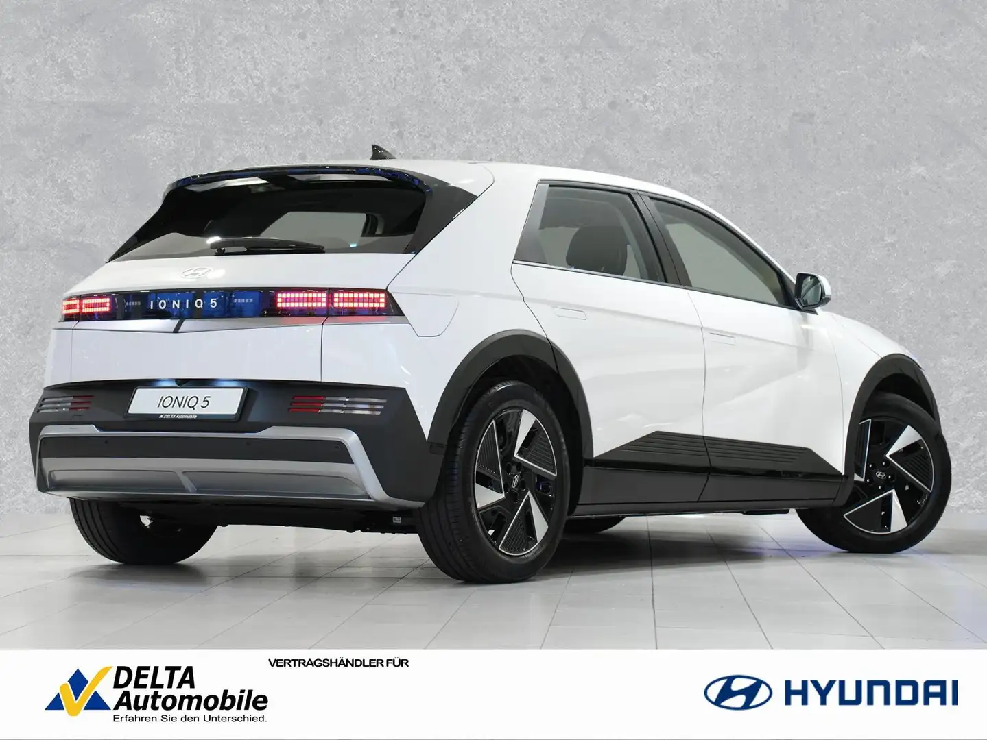 Hyundai IONIQ 5 Basis (MY25) 63 kWh Navi LED Kamera Sitz Weiß - 2