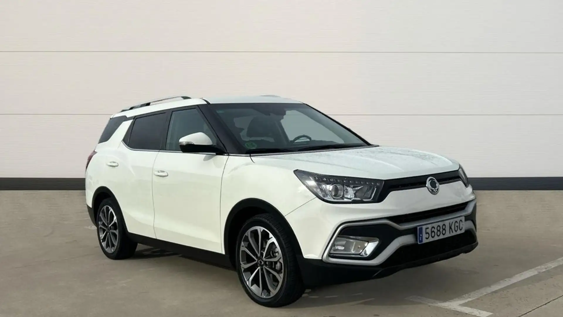 SsangYong XLV 1.6 D16T PREMIUM 115 5P Weiß - 1